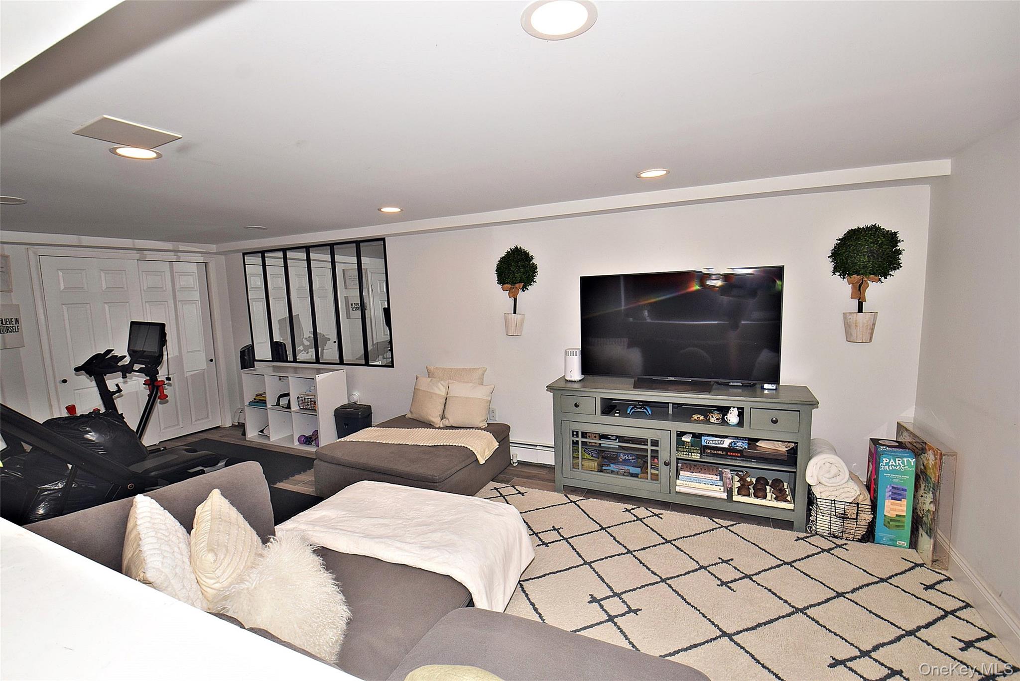 #13 photo, 31 Armell Street, Huntington Station , NY 11746