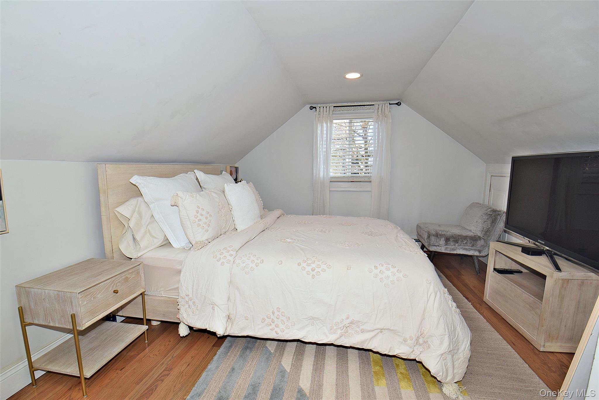 #8 photo, 31 Armell Street, Huntington Station , NY 11746