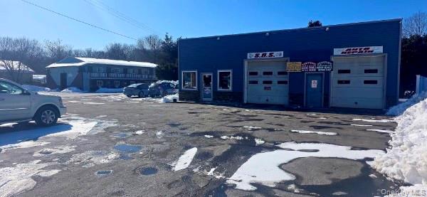 #1 photo, 811 Violet Avenue, Hyde Park , NY 12538