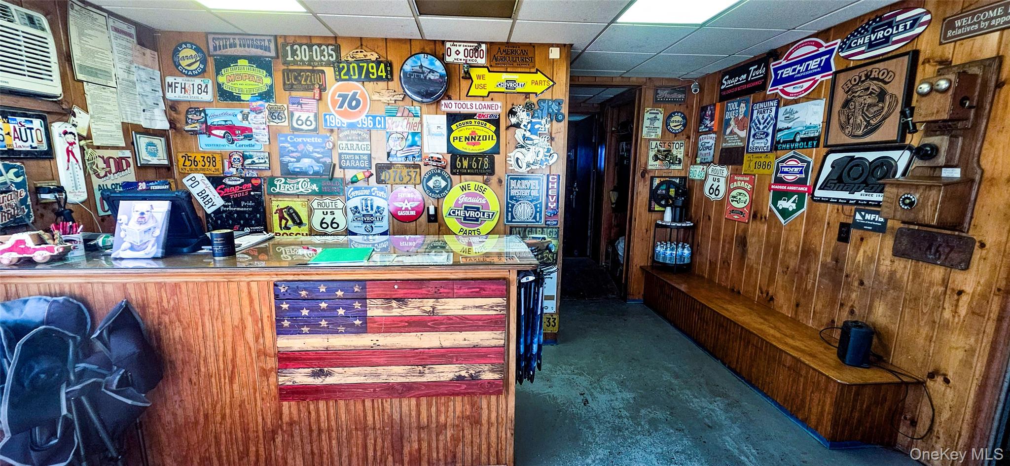 #4 photo, 811 Violet Avenue, Hyde Park , NY 12538