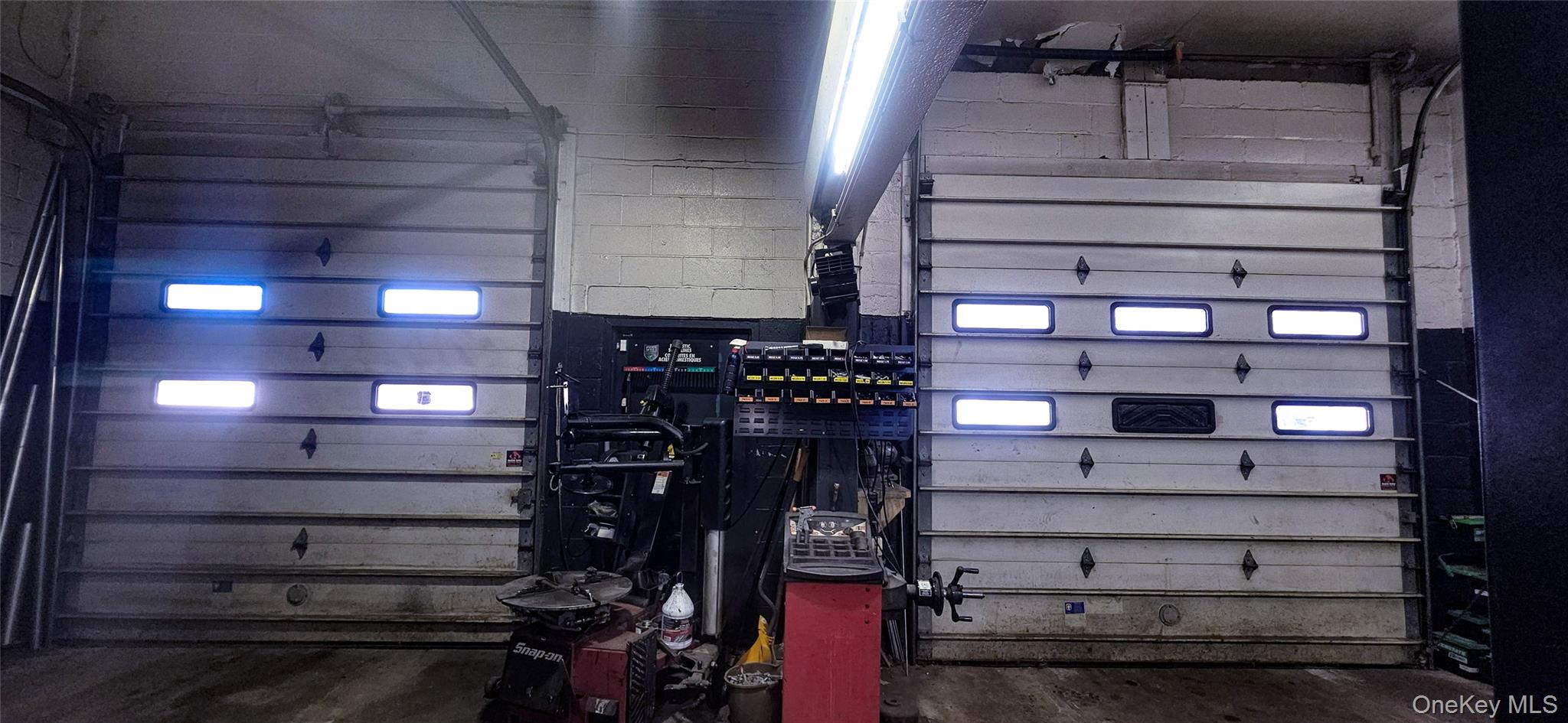 #7 photo, 811 Violet Avenue, Hyde Park , NY 12538