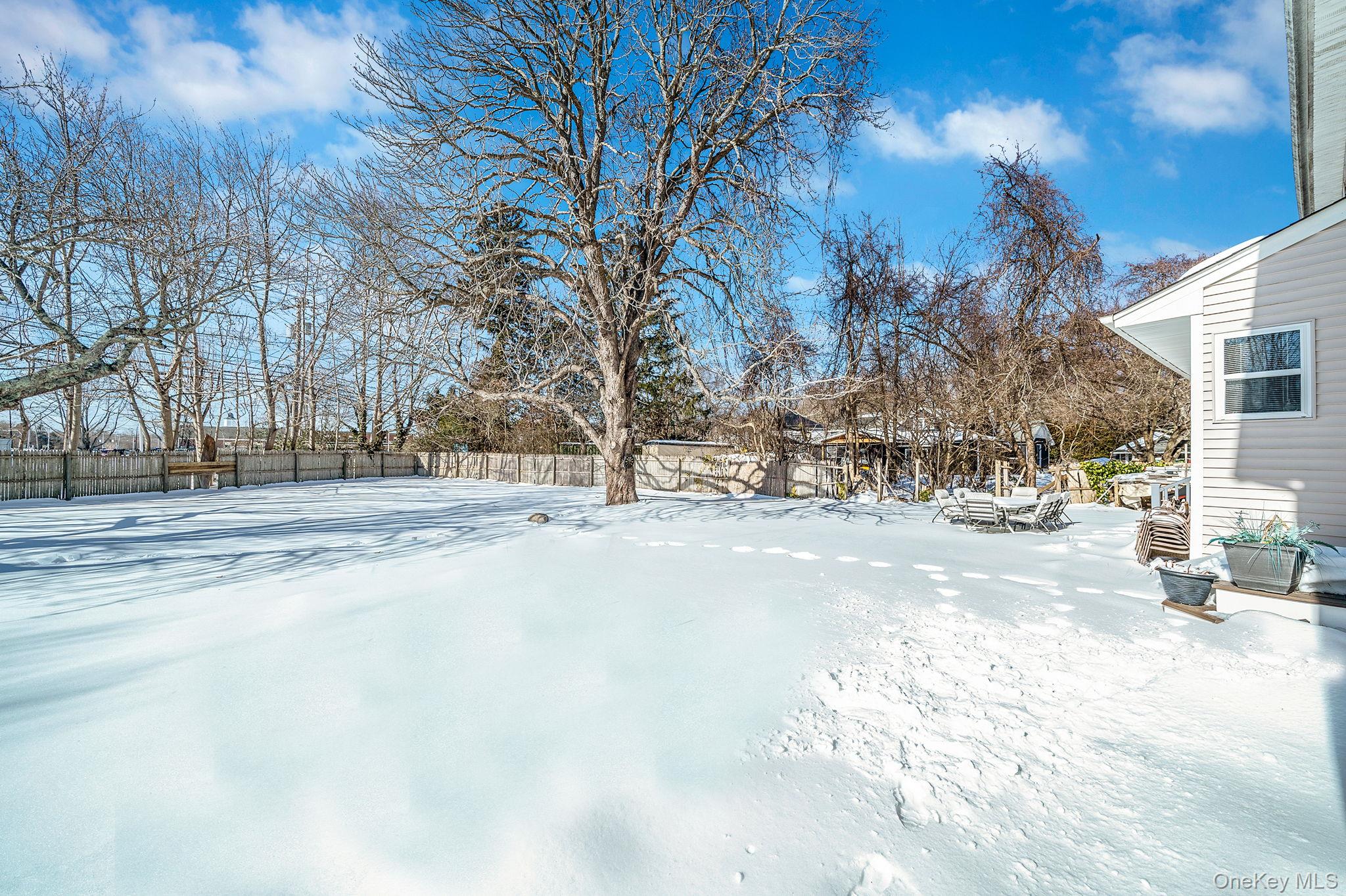 #15 photo, 49 Flamingo Road, מחוז סאפוק Rocky Point , NY 11778