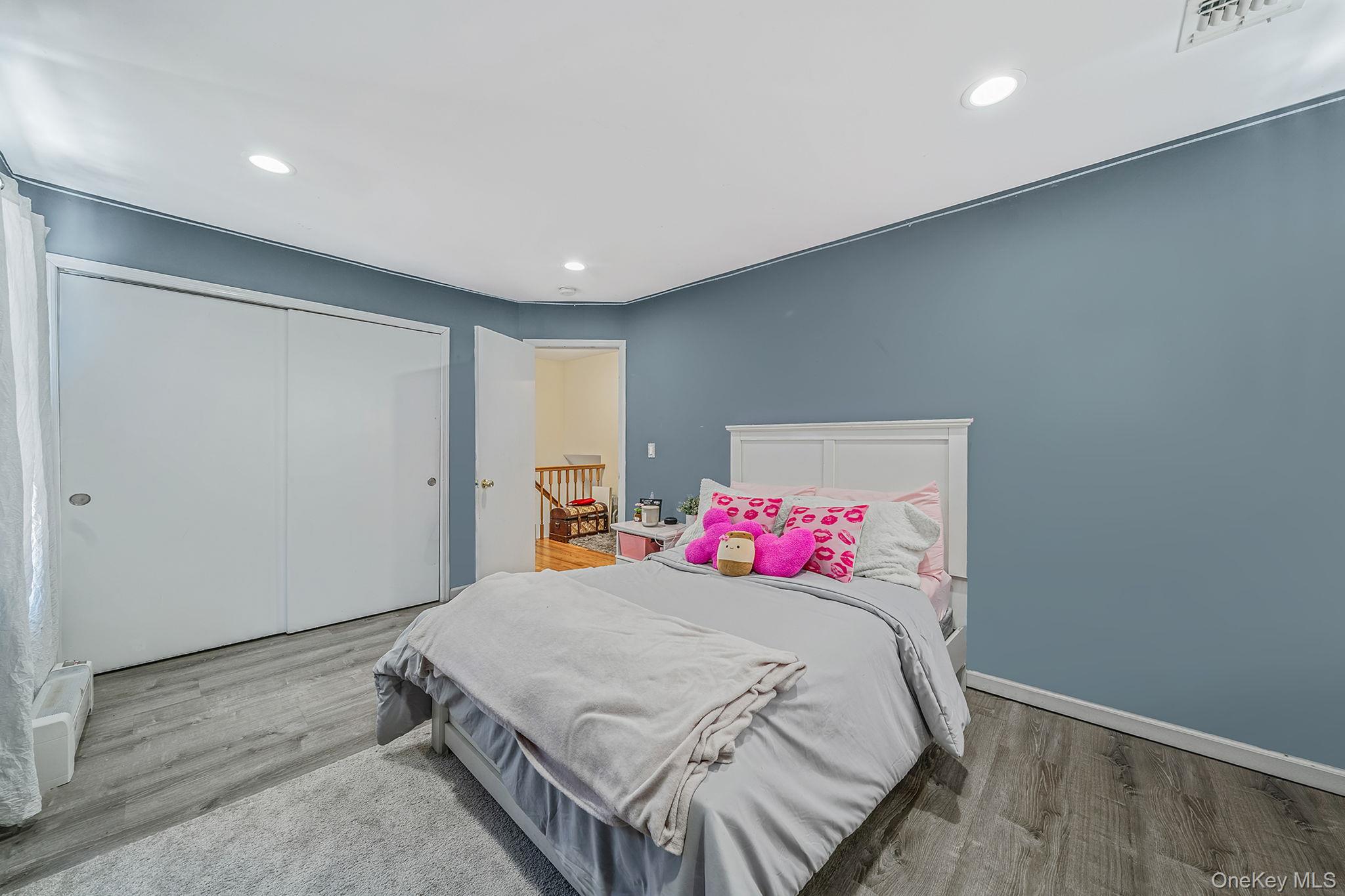 #19 photo, 49 Flamingo Road, מחוז סאפוק Rocky Point , NY 11778