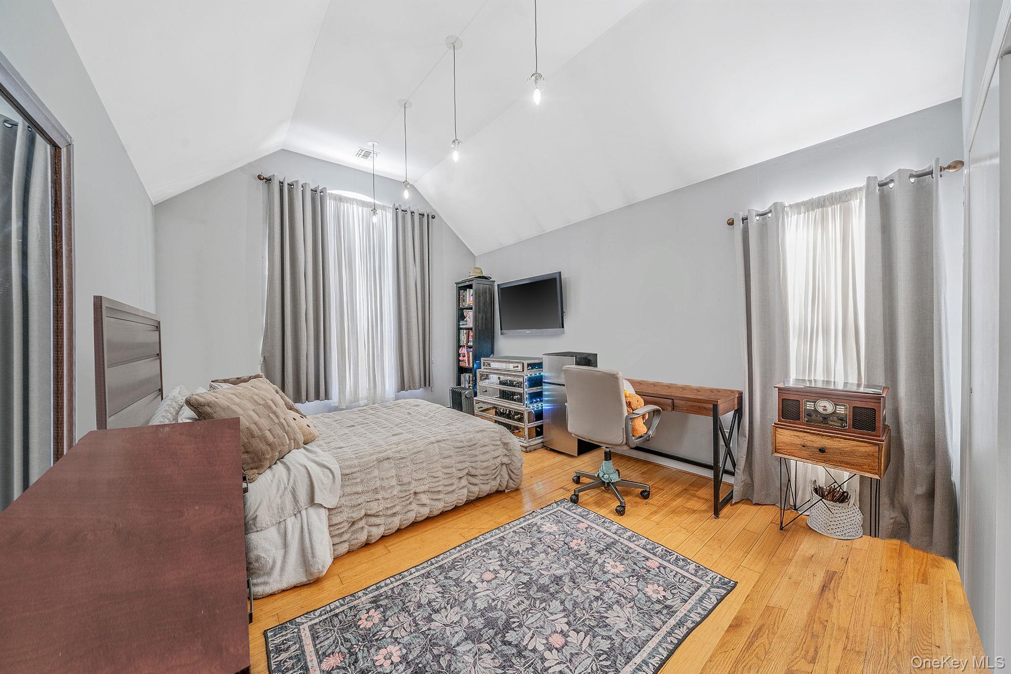 #20 photo, 49 Flamingo Road, מחוז סאפוק Rocky Point , NY 11778