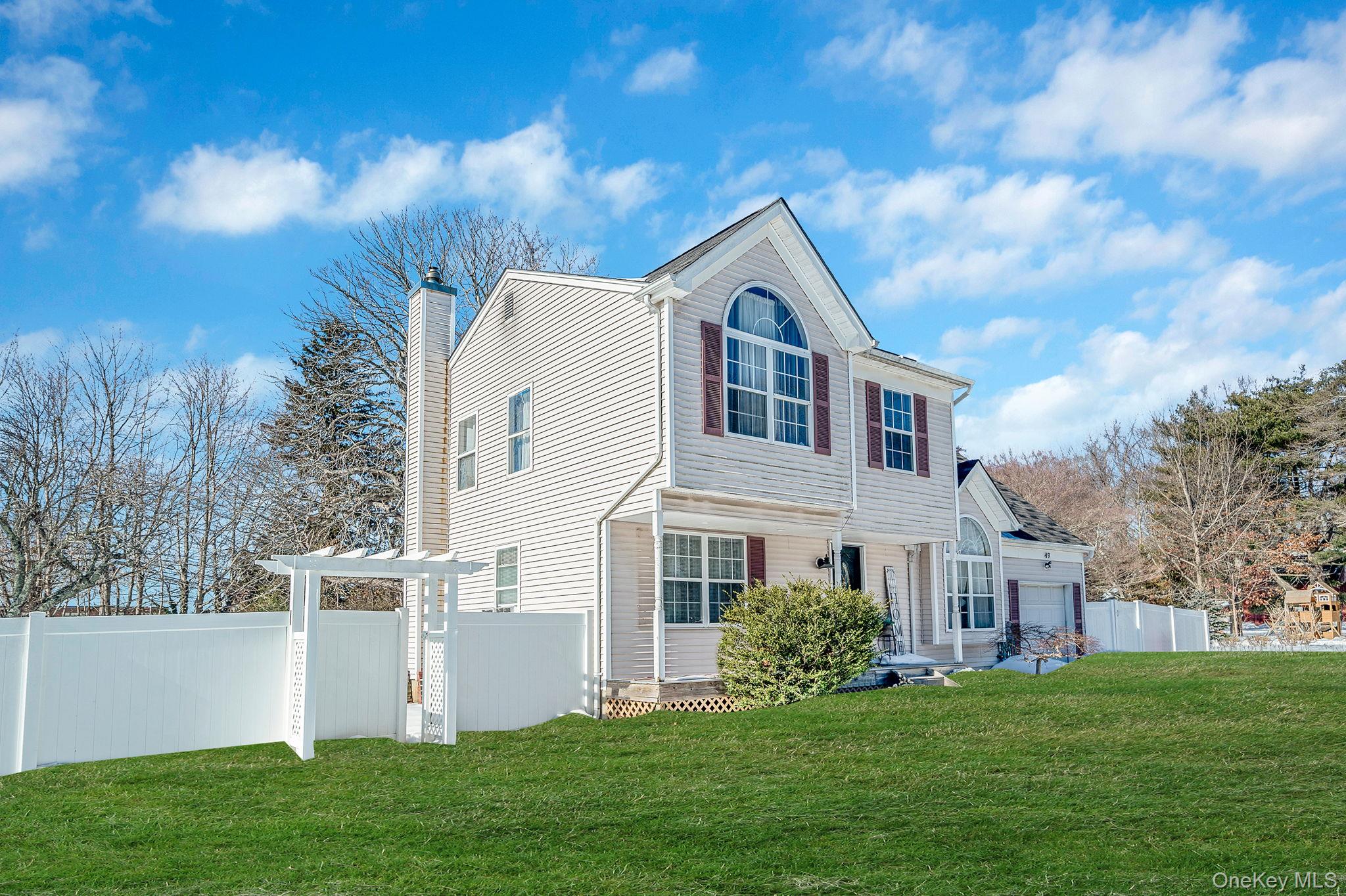 #3 photo, 49 Flamingo Road, מחוז סאפוק Rocky Point , NY 11778