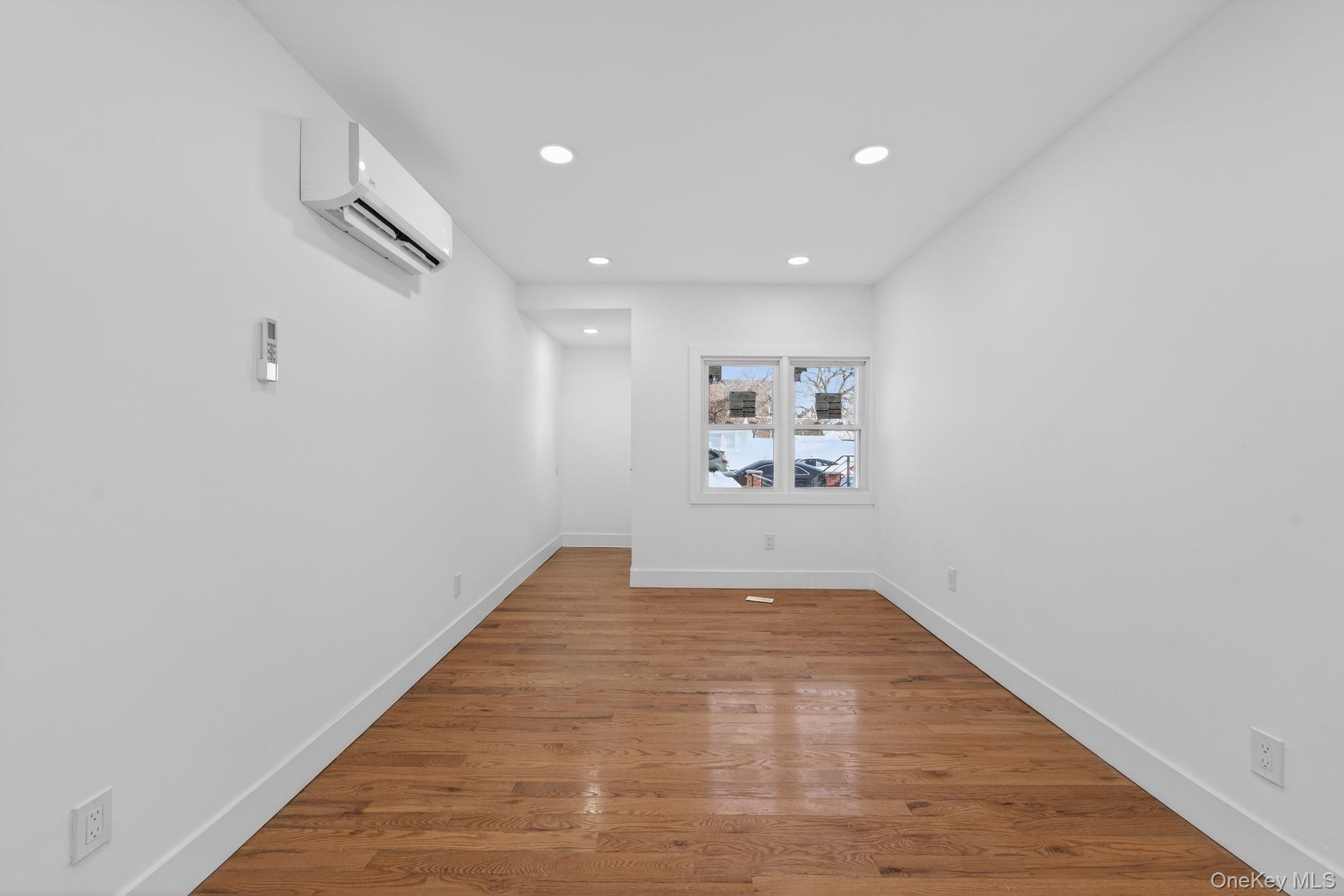 #11 photo, 1368 E 100th Street, Brooklyn , NY 11236