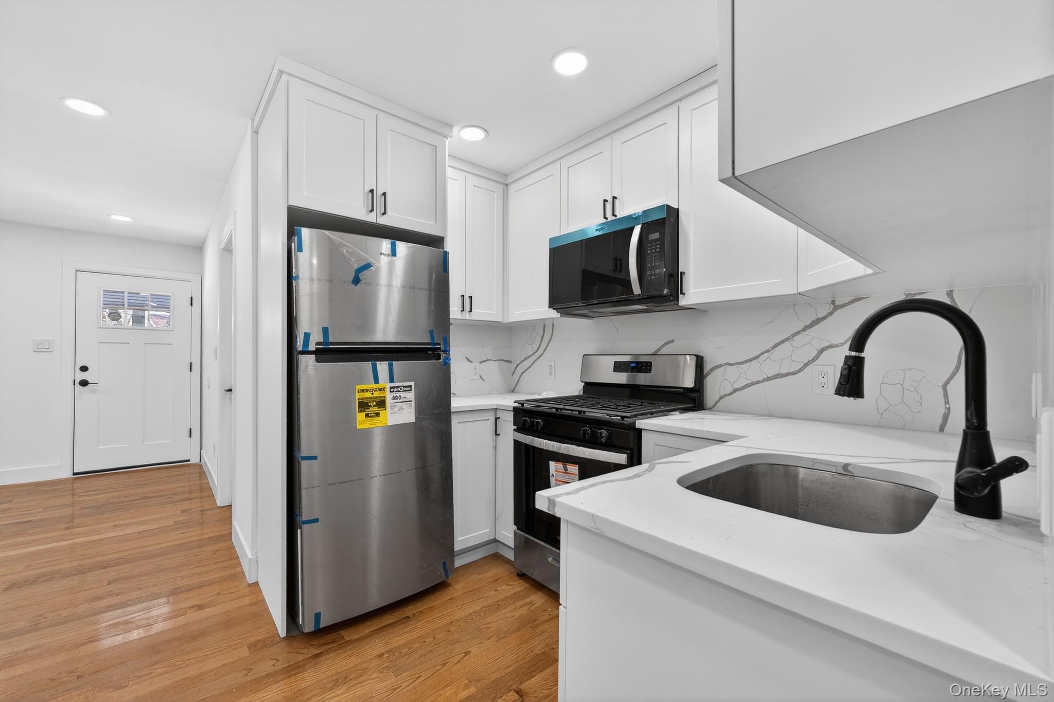 #3 photo, 1368 E 100th Street, Brooklyn , NY 11236