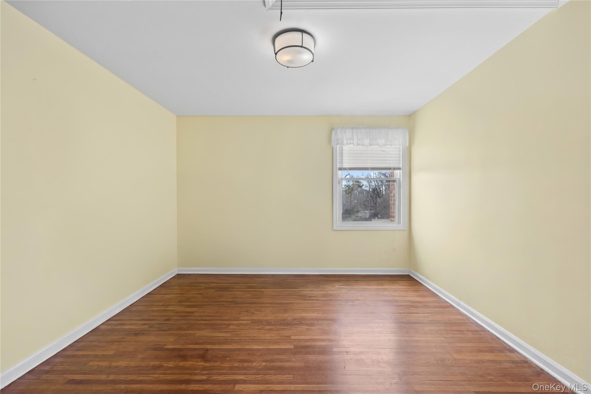 #18 photo, 11 Searingtown Road, नासाउ काउंटी Searingtown , NY 11507