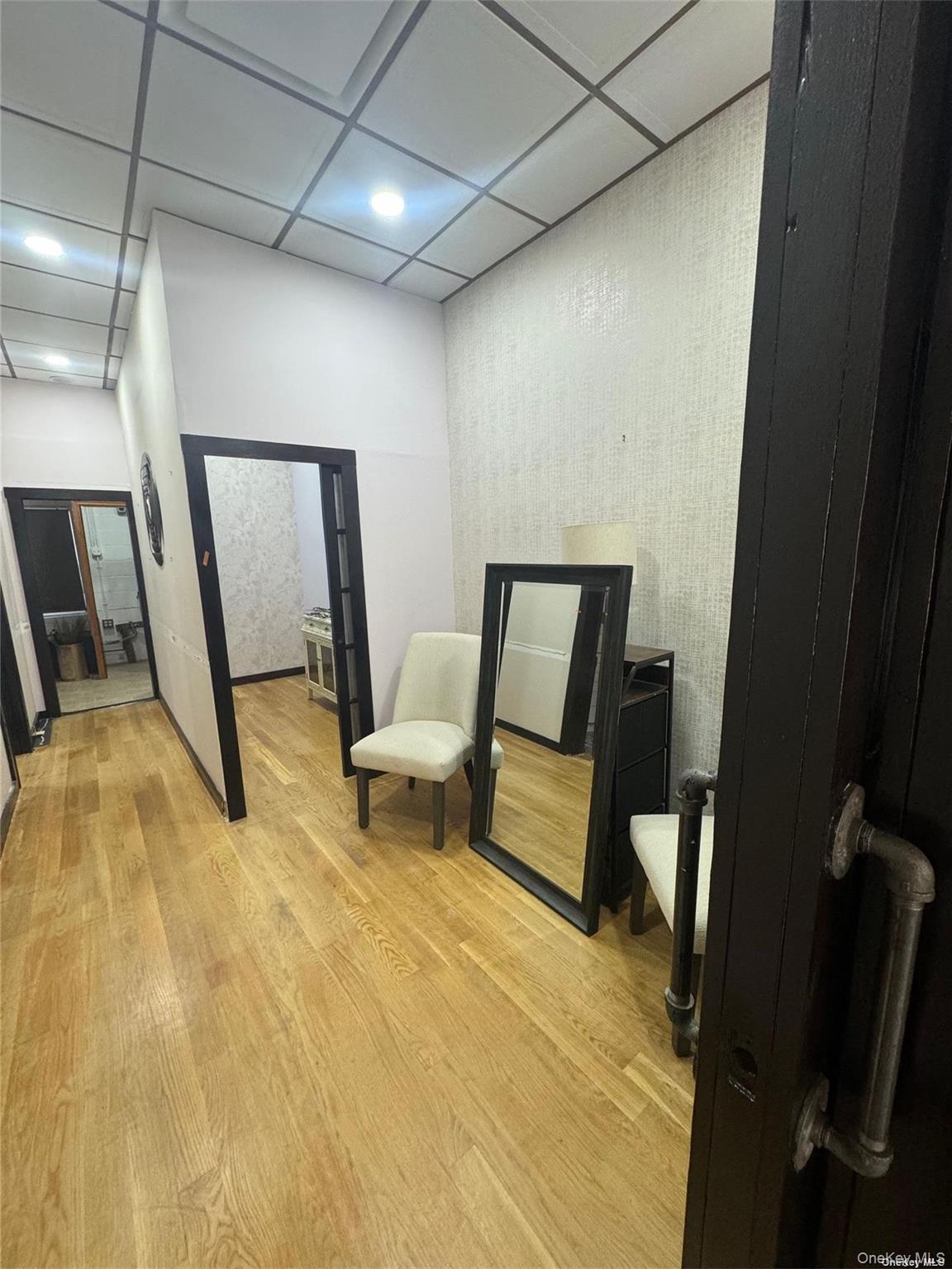 #3 photo, 302 Forest Avenue, Locust Valley , NY 11560