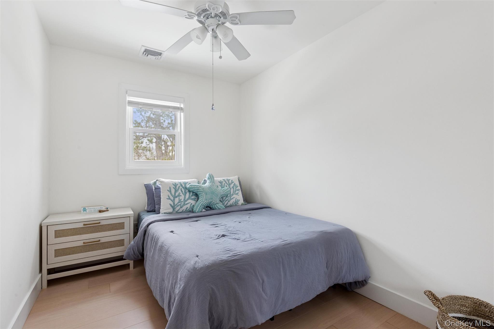 #18 photo, 34 Starboard Road, सफ़ोक काउंटी Hampton Bays , NY 11946