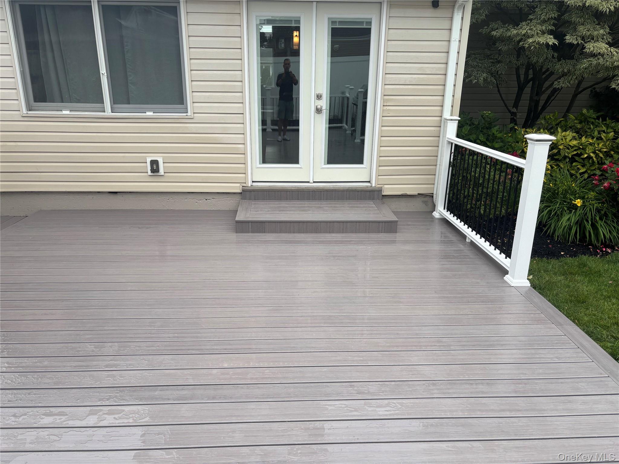 #19 photo, 1550 Cleveland Avenue, East Meadow , NY 11554