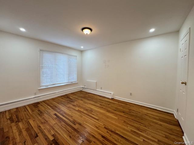 #12 photo, 34-12 192nd Street, Flushing , NY 11358