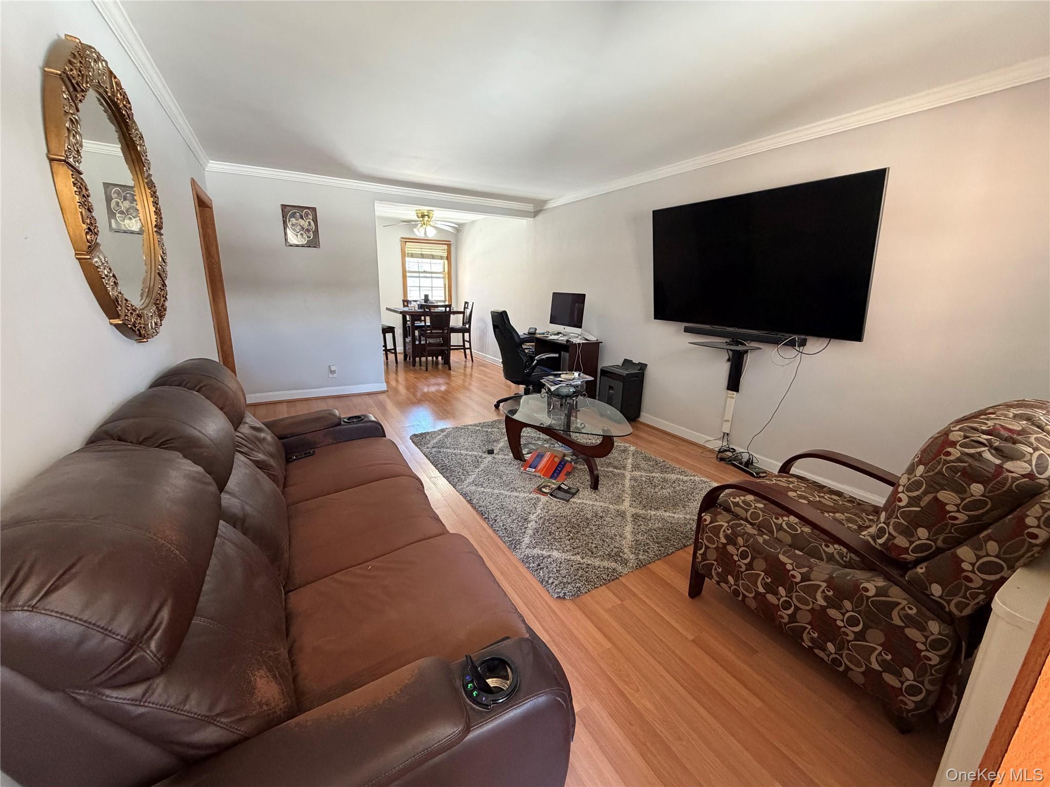 #7 photo, 211-19 73 Avenue, קווינס Bayside , NY 11364