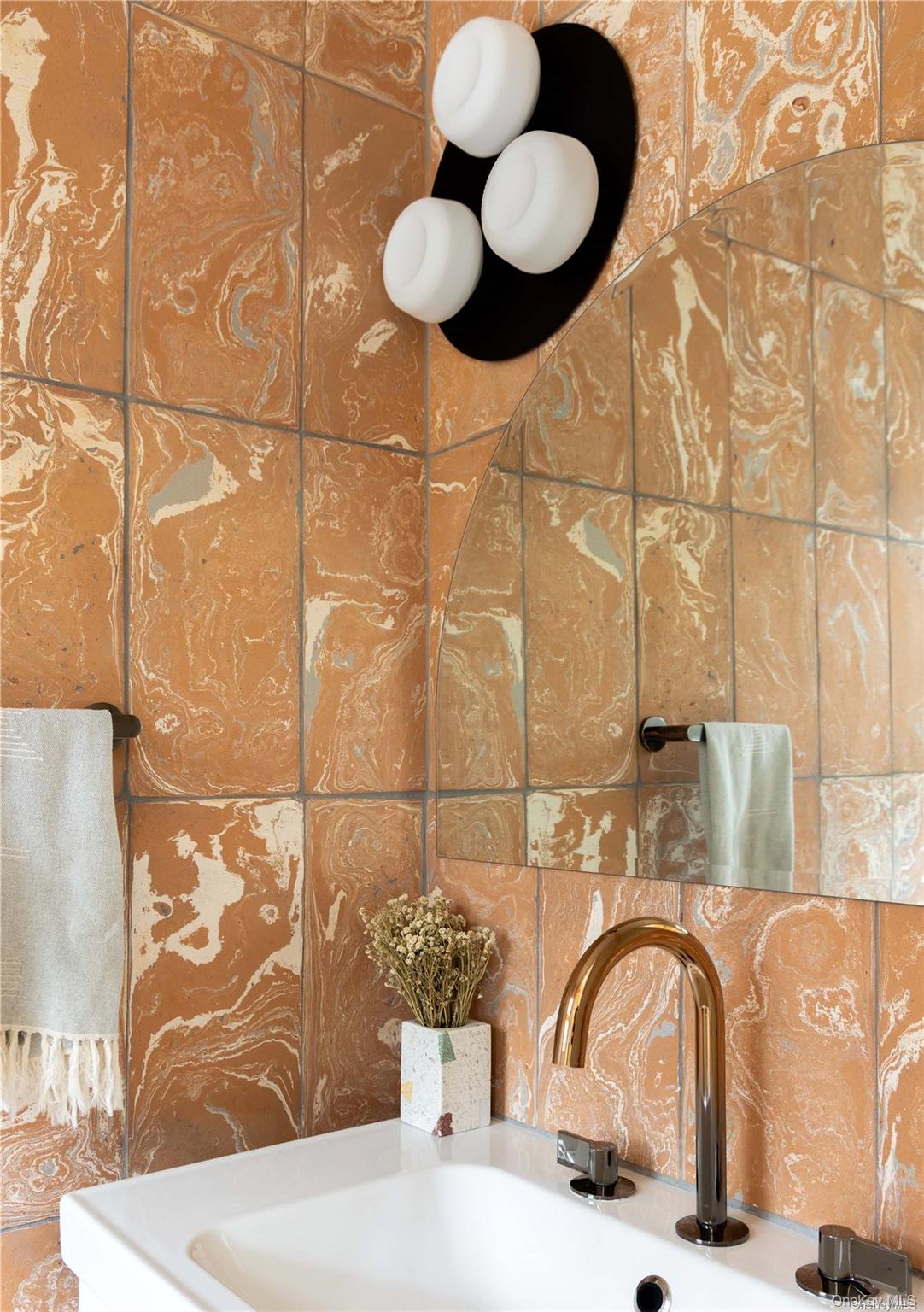 #15 photo, 1700 Cedar Drive, सफ़ोक काउंटी Southold , NY 11971