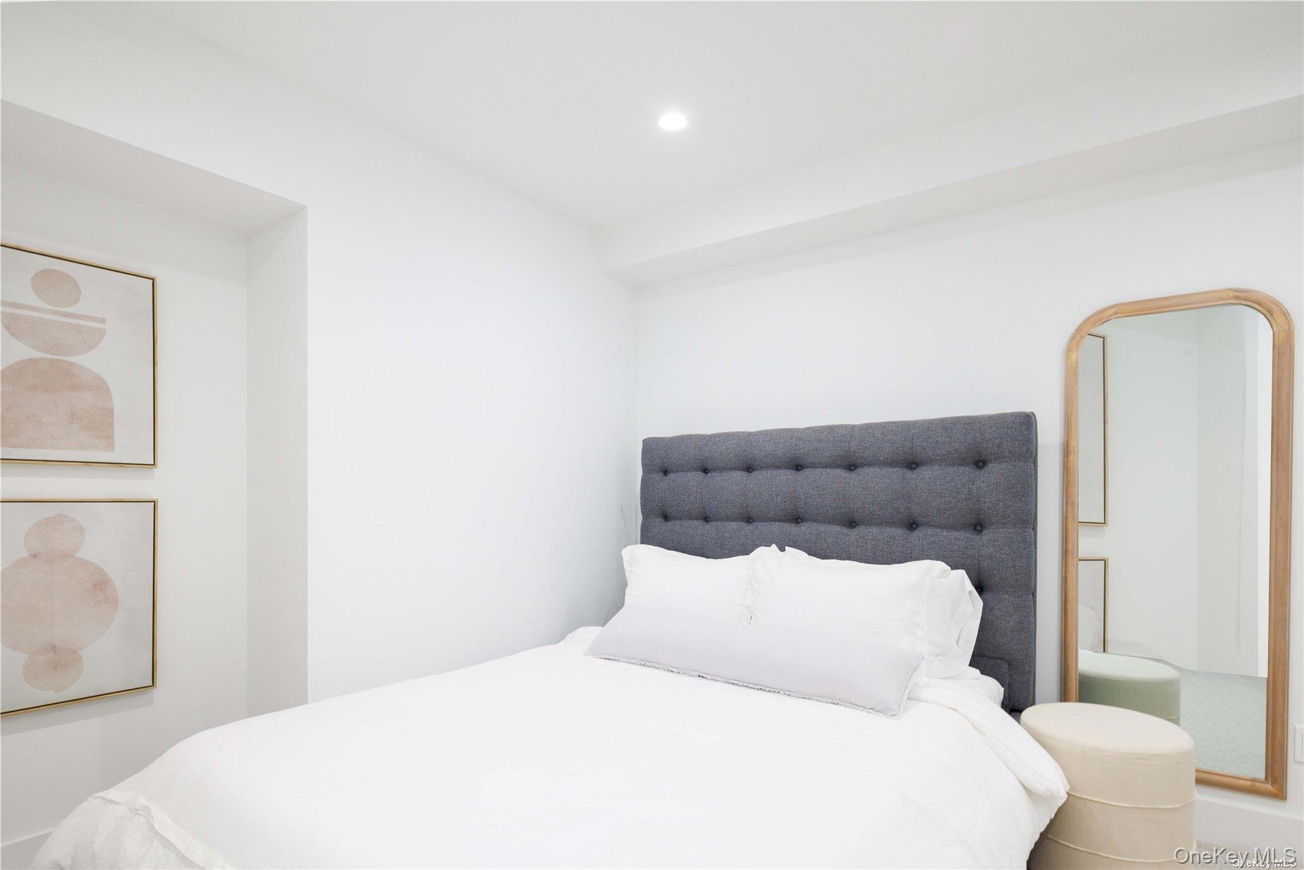 #19 photo, 1700 Cedar Drive, सफ़ोक काउंटी Southold , NY 11971