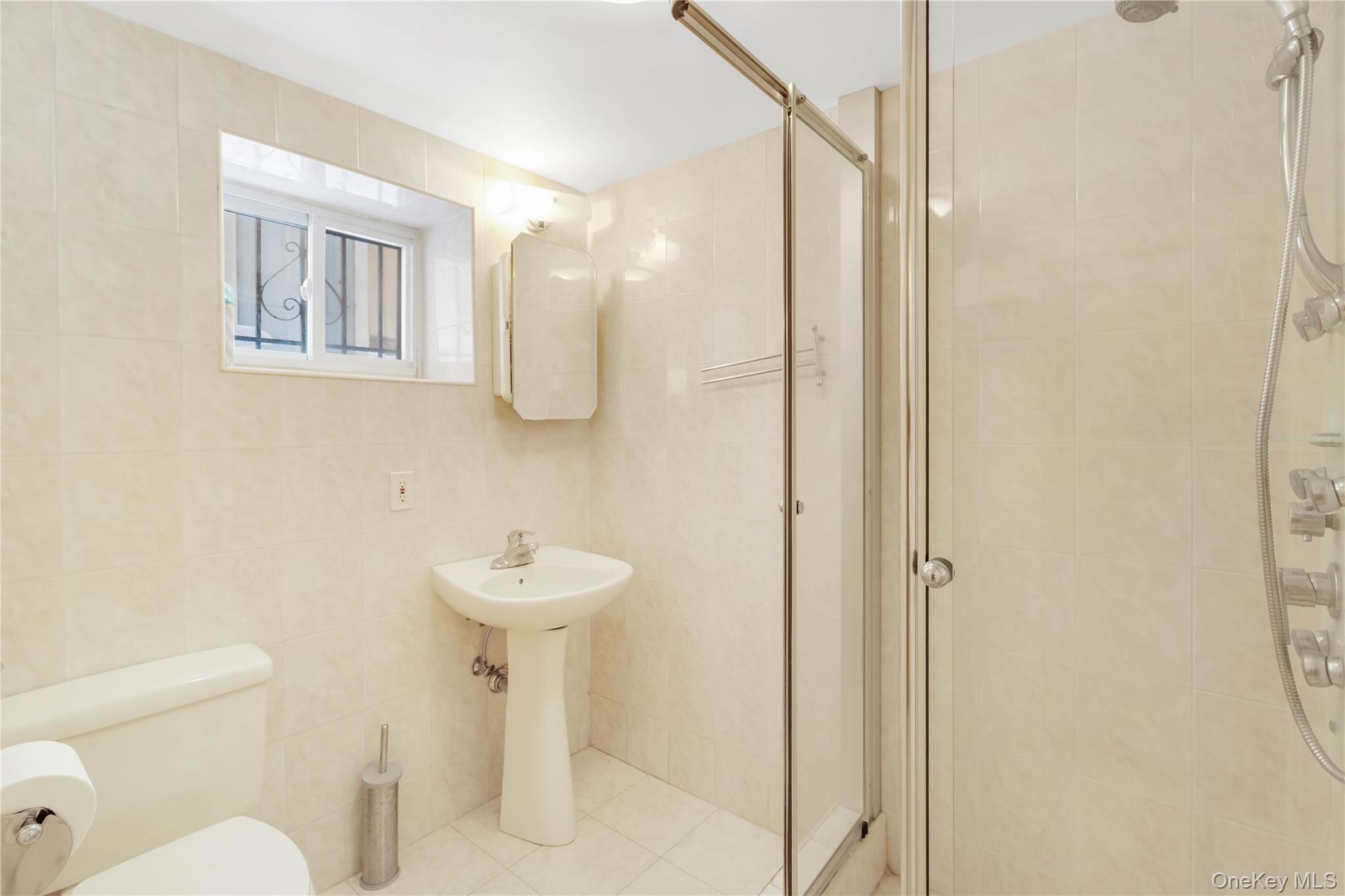 #16 photo, 1651 W 11th Street, Brooklyn , NY 11223