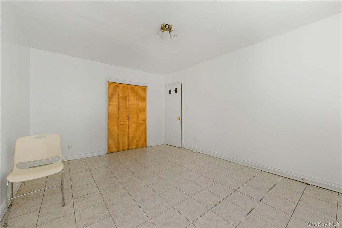 #11 photo, 2919 Wallace Avenue, הברונקס Bronx , NY 10467