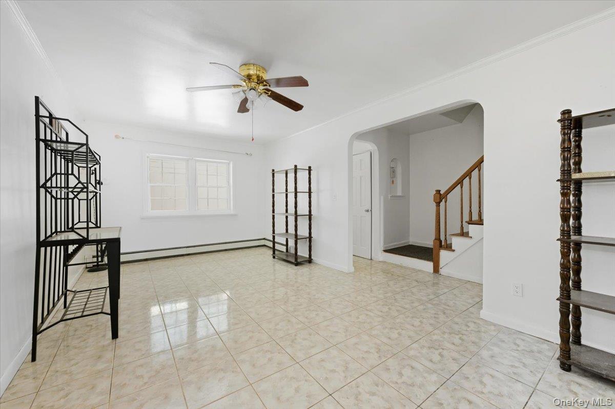 #4 photo, 2919 Wallace Avenue, הברונקס Bronx , NY 10467