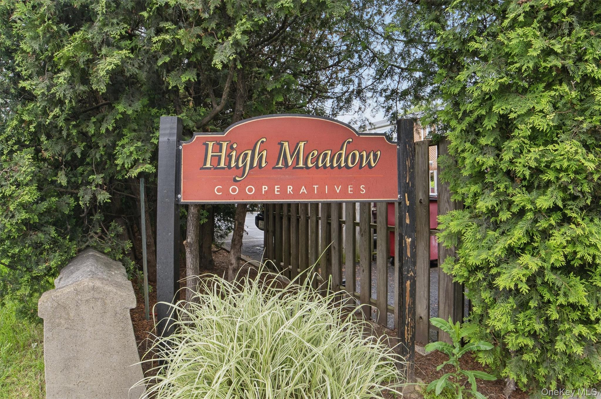 #2 photo, 42 Charter Circle, Ossining , NY 10562