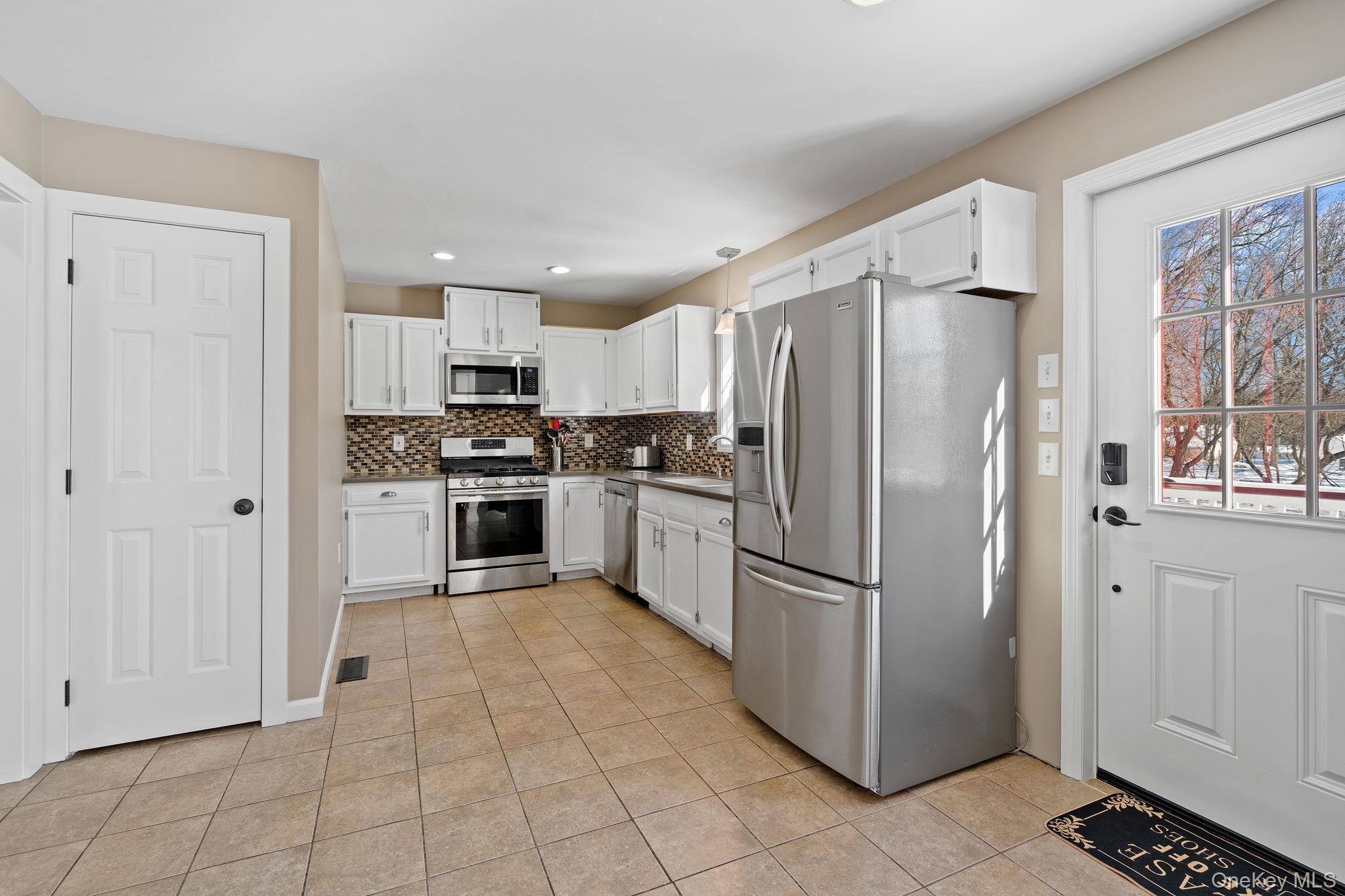 #15 photo, 35 Wood Street, Poughkeepsie , NY 12603