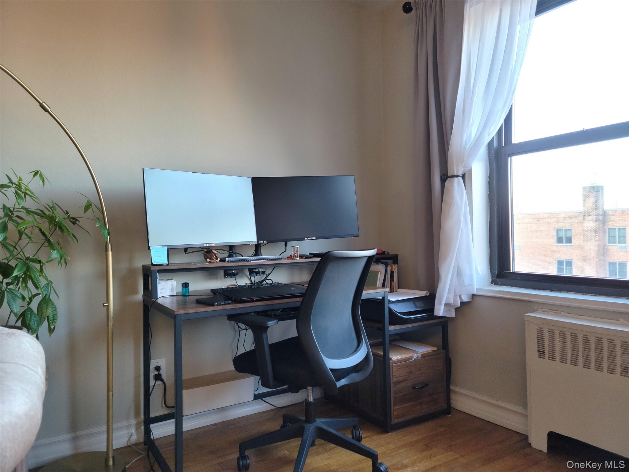 #7 photo, 325 Main Street, White Plains , NY 10601