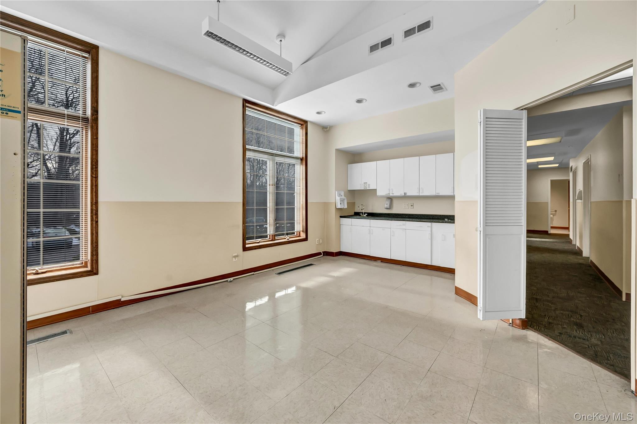 #12 photo, 48 Route 6, Yorktown Heights , NY 10589