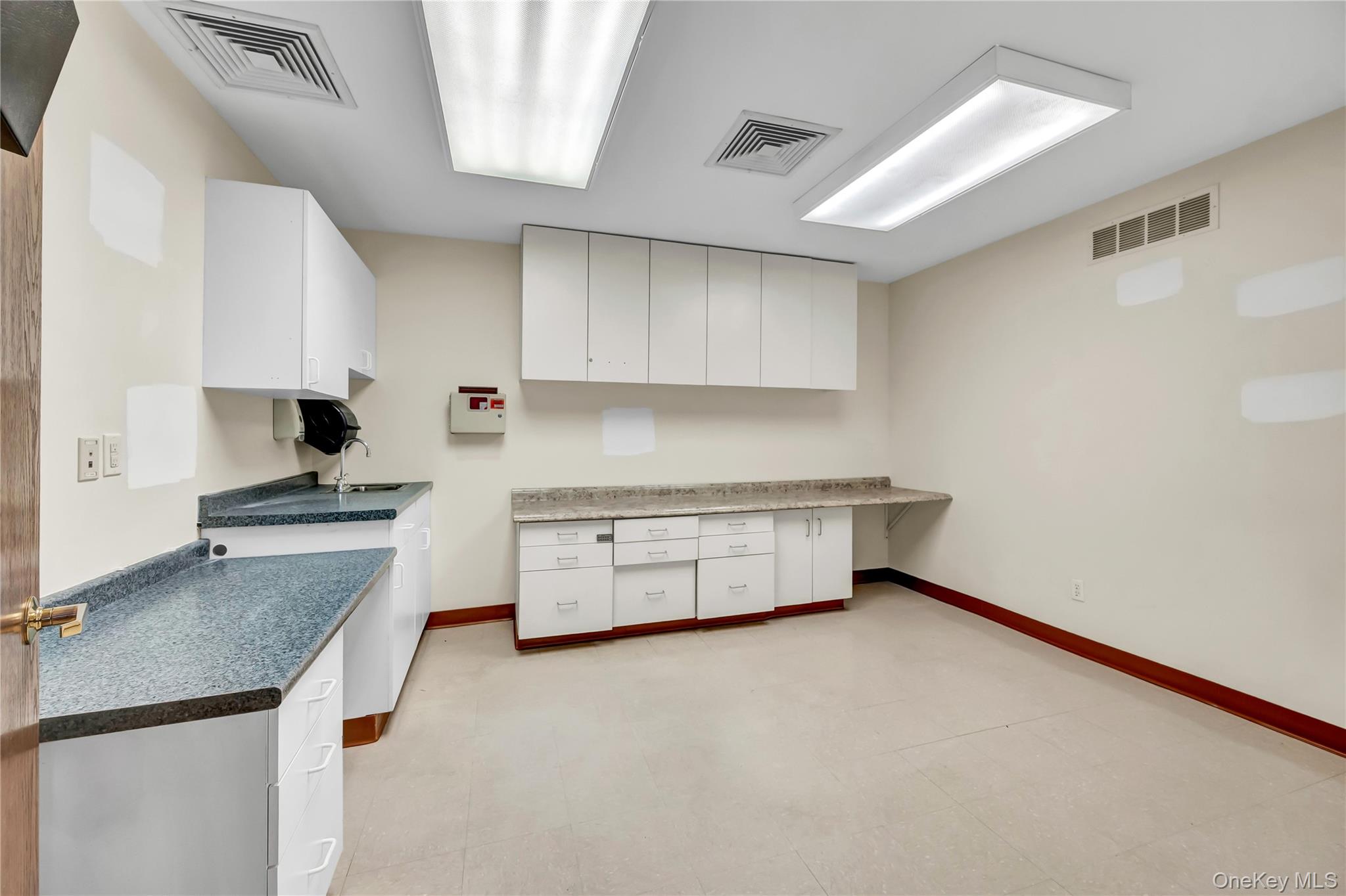 #15 photo, 48 Route 6, Yorktown Heights , NY 10589