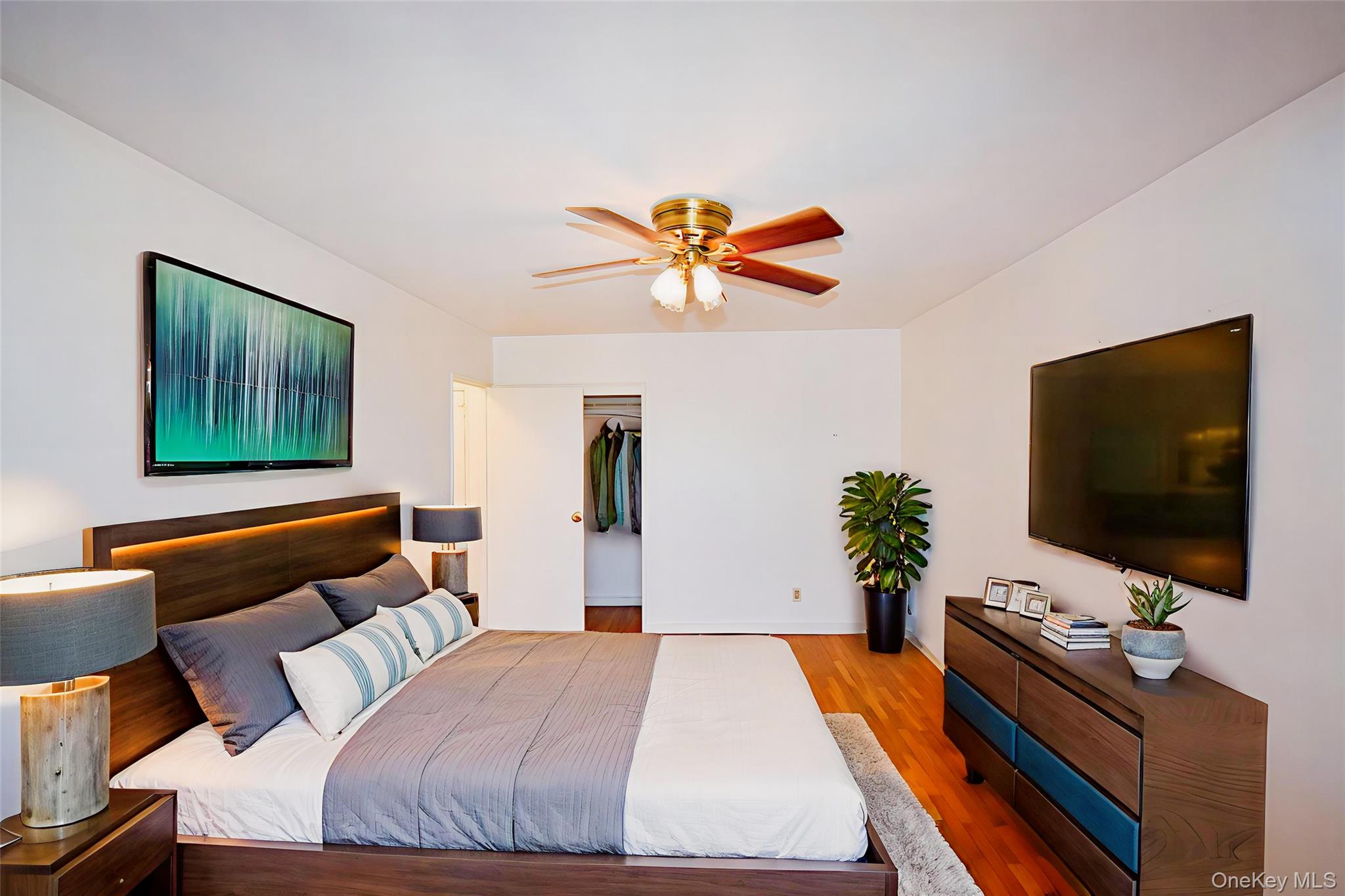 #8 photo, 1296 Midland Avenue, Yonkers , NY 10704