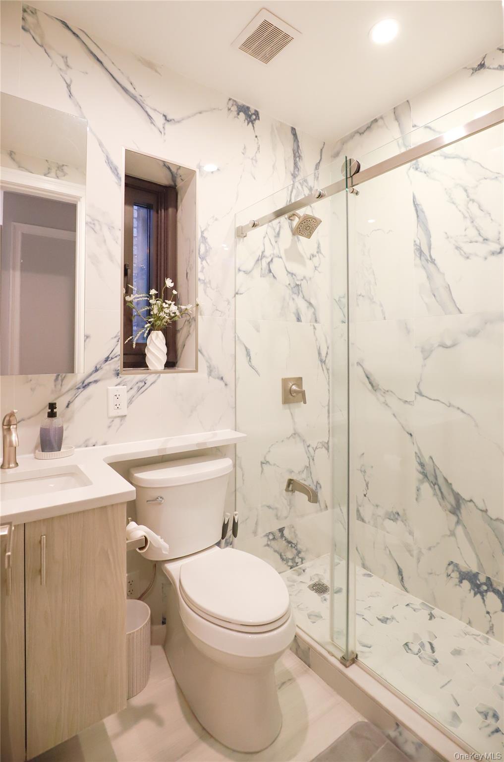 #8 photo, 30 Market Street, מנהטן New York (Manhattan) , NY 10002