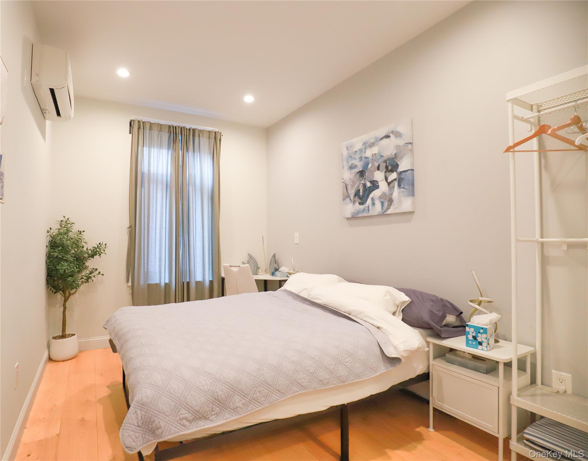 #9 photo, 30 Market Street, מנהטן New York (Manhattan) , NY 10002