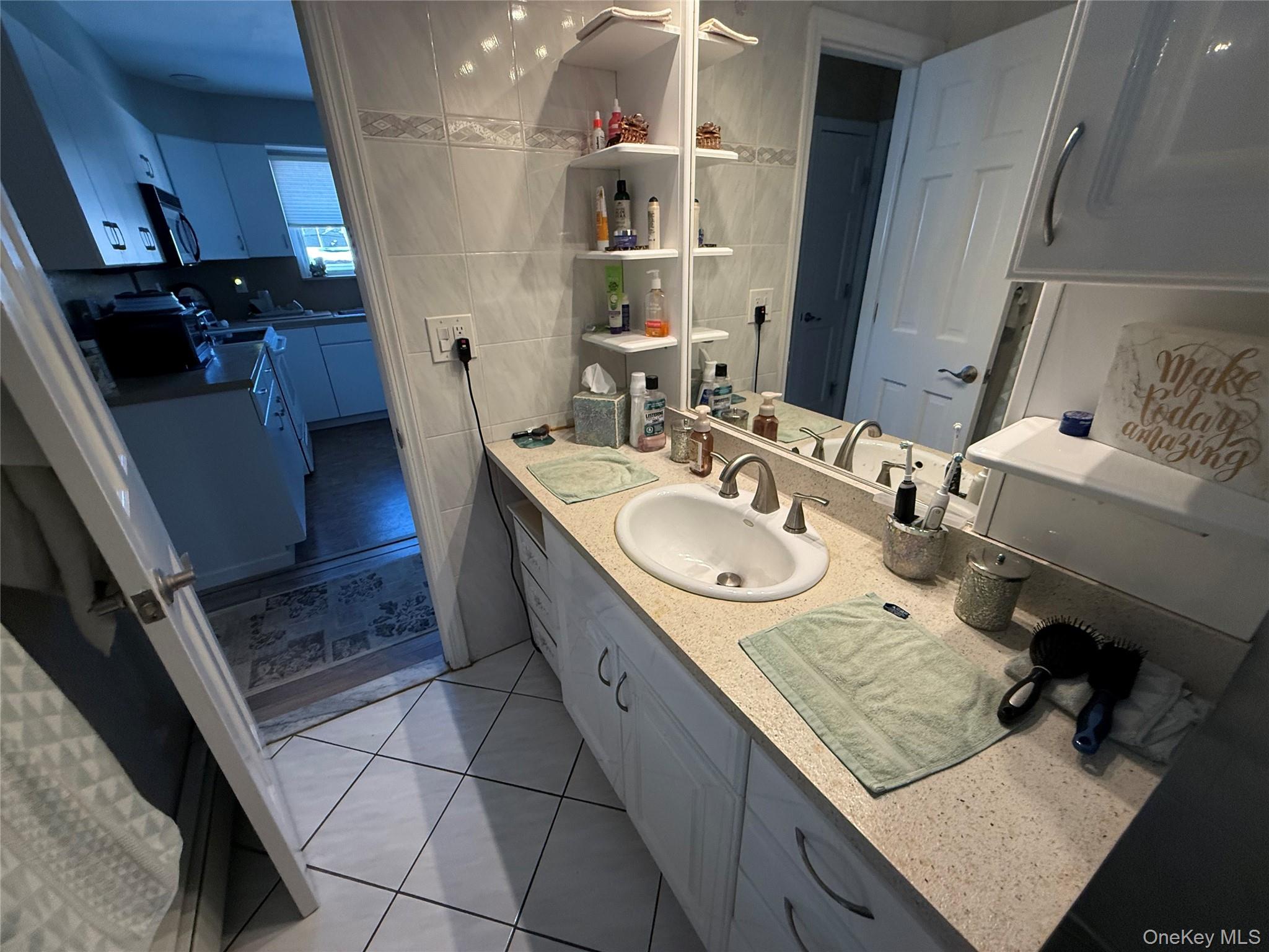 #20 photo, South Merrick, South Merrick , NY 11566