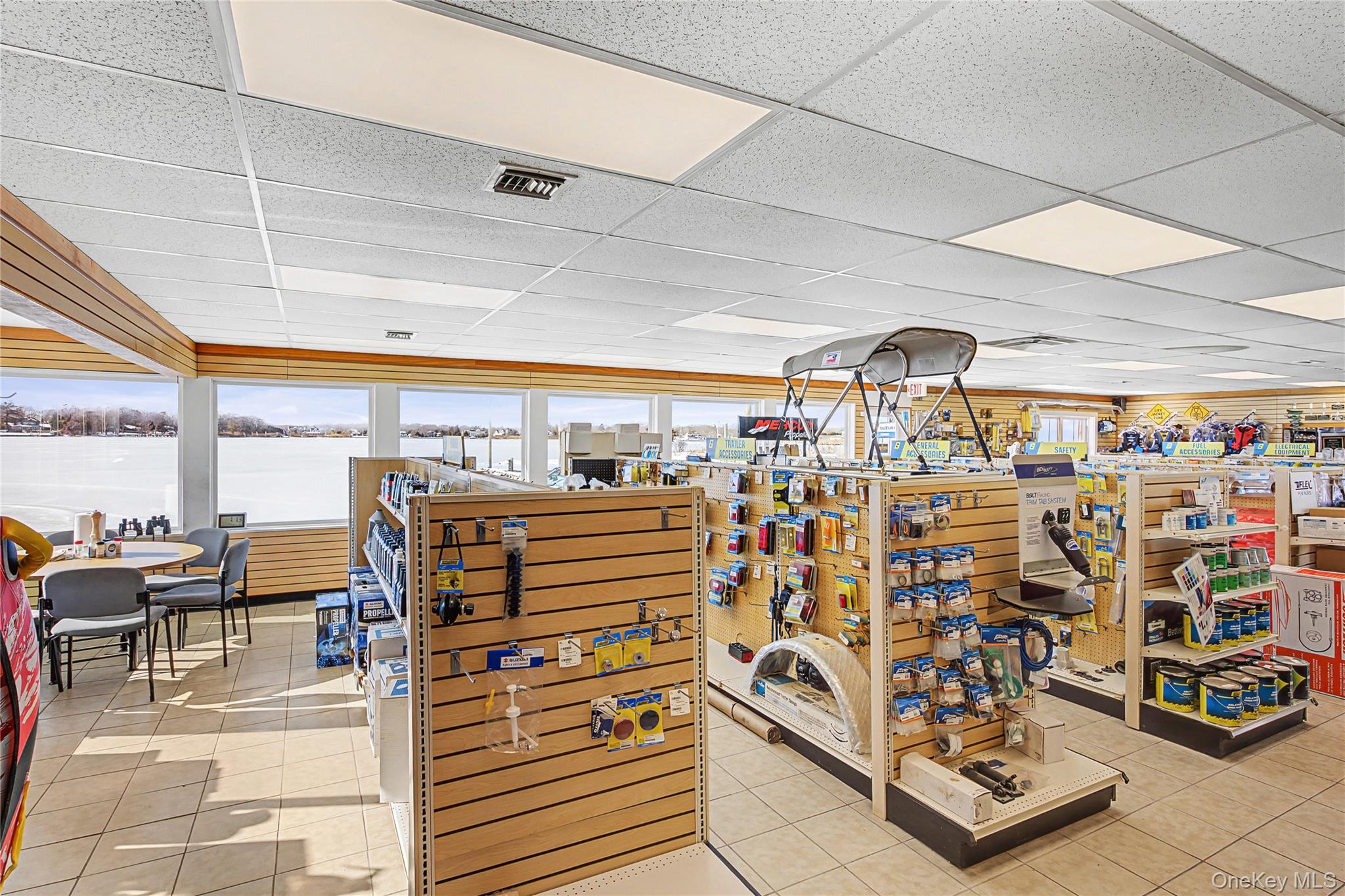 #10 photo, 200 Atlantic Avenue, 东长岛 East Moriches , NY 11940