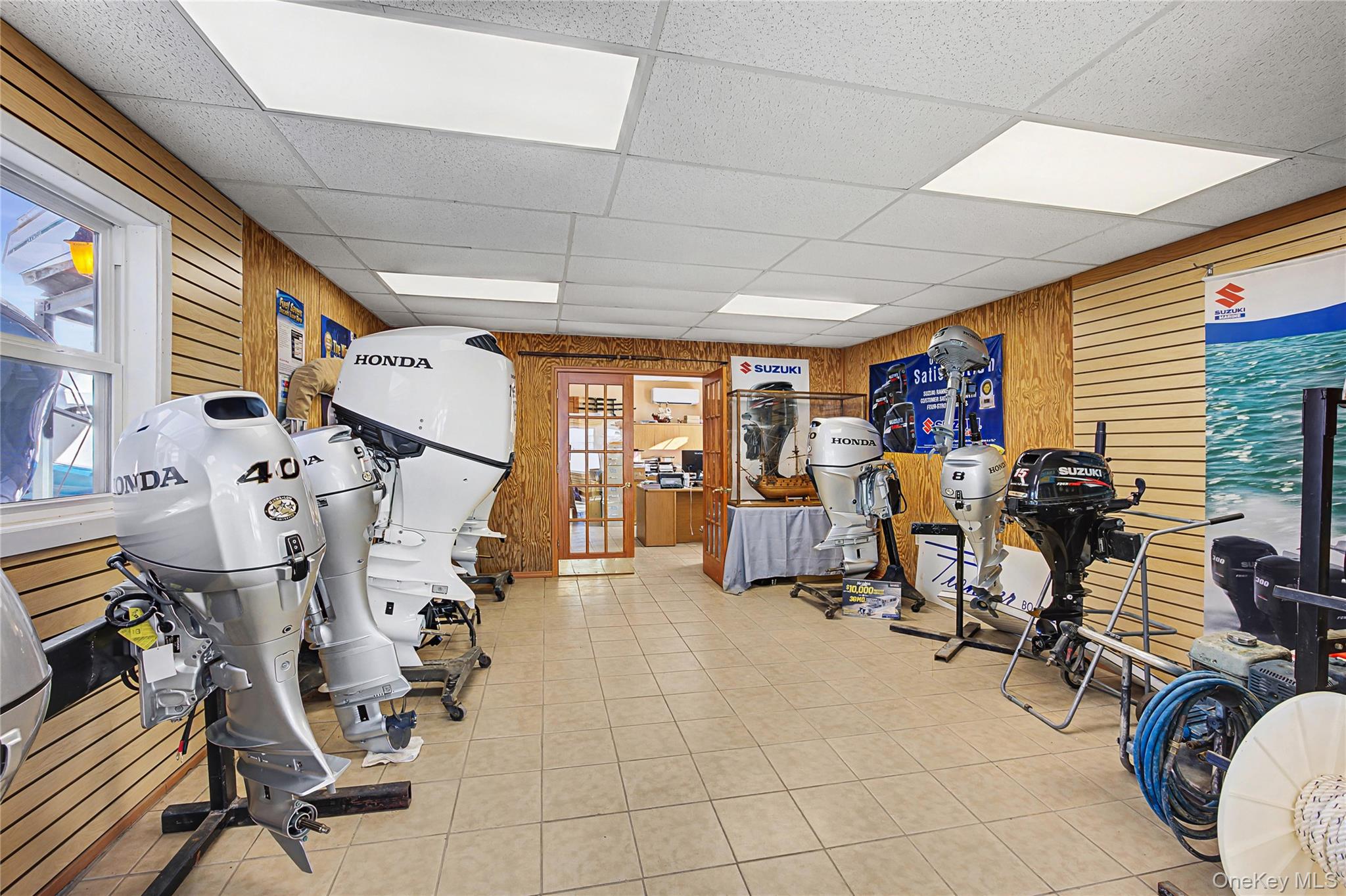 #12 photo, 200 Atlantic Avenue, 东长岛 East Moriches , NY 11940