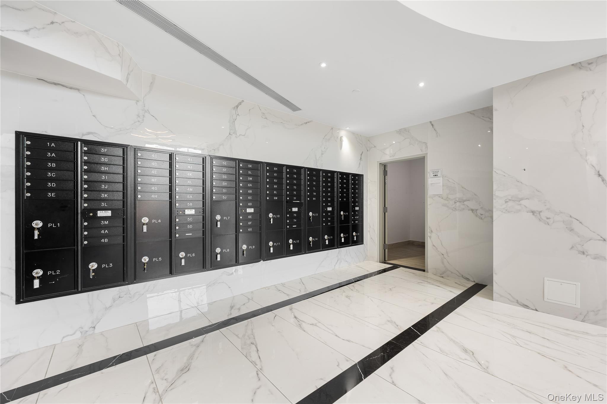 #15 photo, 70-65 Queens Boulevard, Woodside , NY 11377