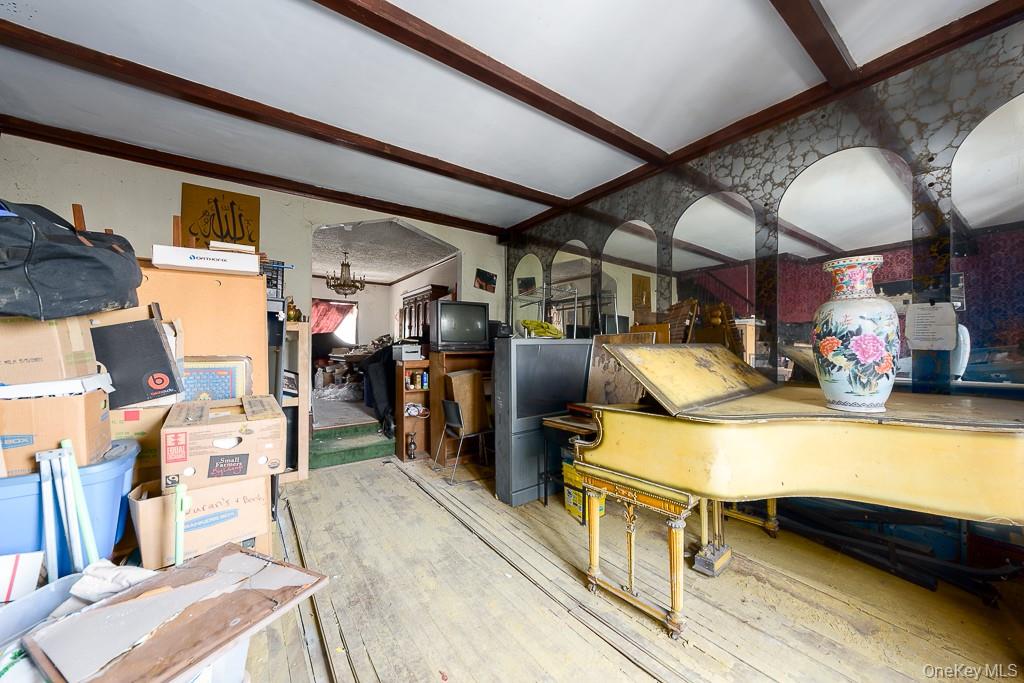 #3 photo, 30 Tudor Ter, Brooklyn , NY 11224