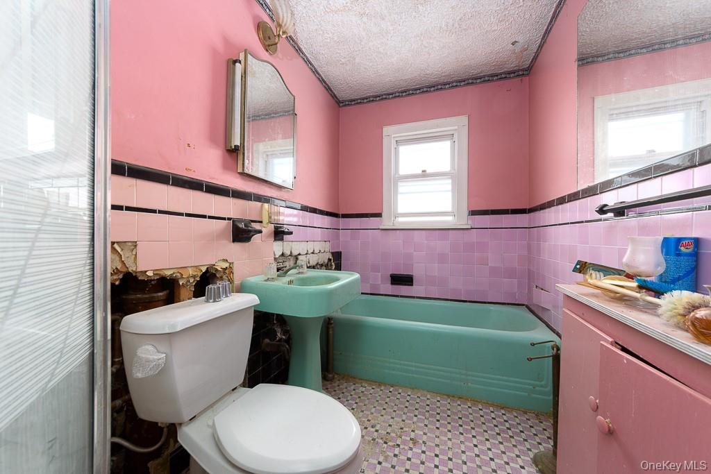 #8 photo, 30 Tudor Ter, Brooklyn , NY 11224