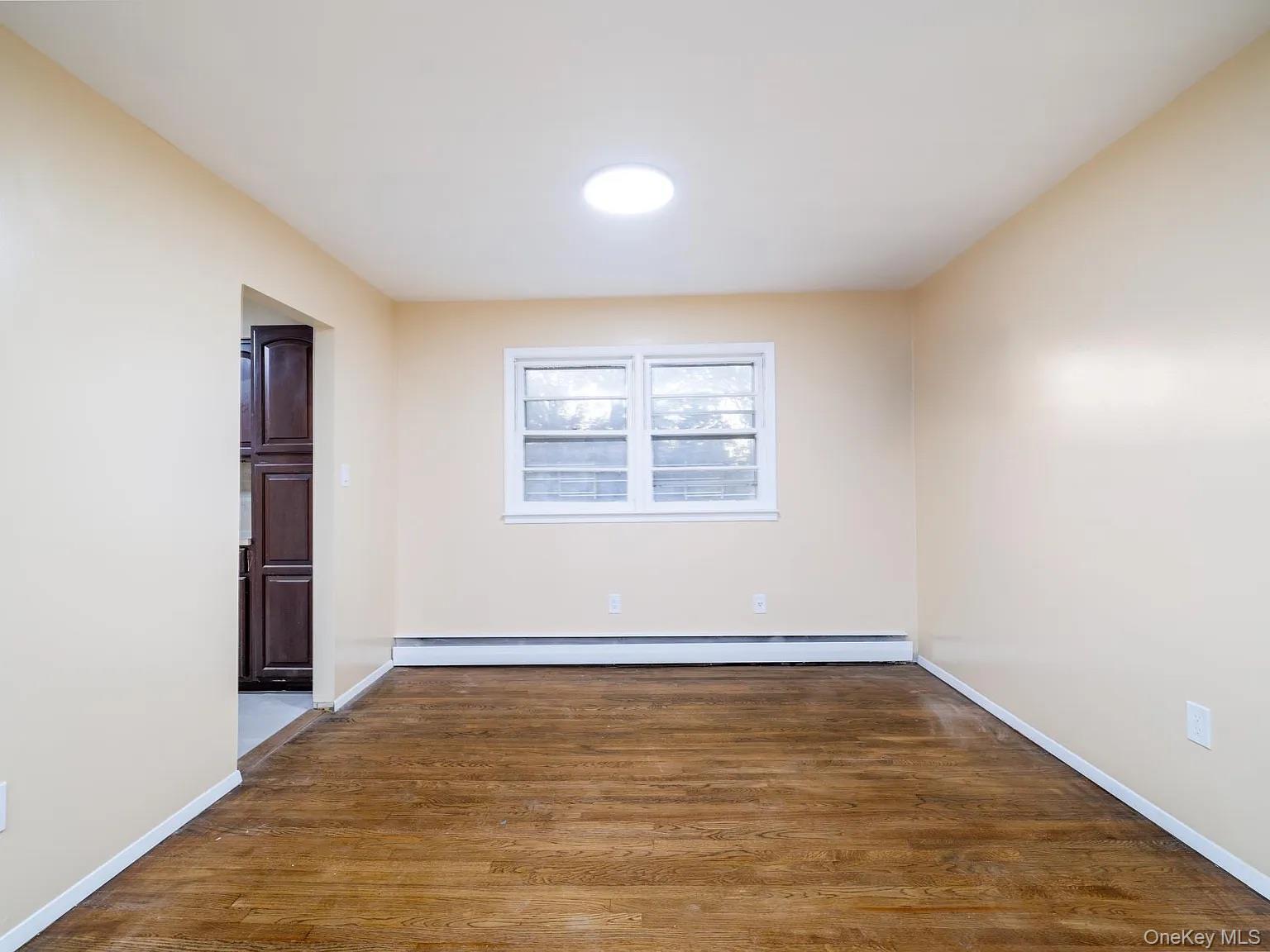 #10 photo, 220 Benson Avenue, नासाउ काउंटी Elmont , NY 11003