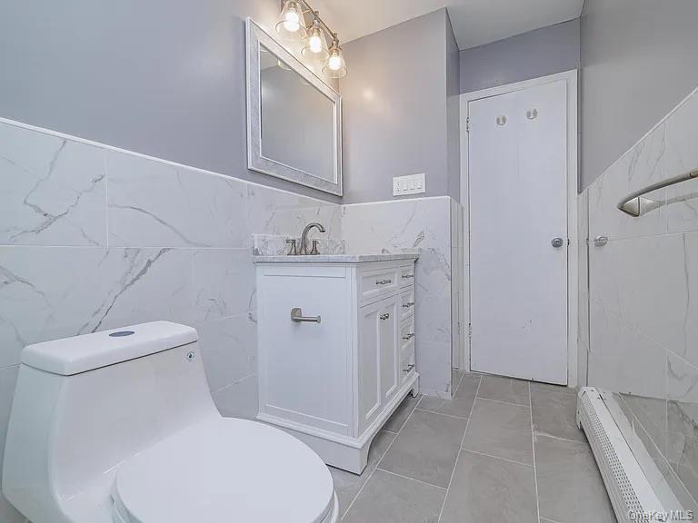 #5 photo, 220 Benson Avenue, नासाउ काउंटी Elmont , NY 11003