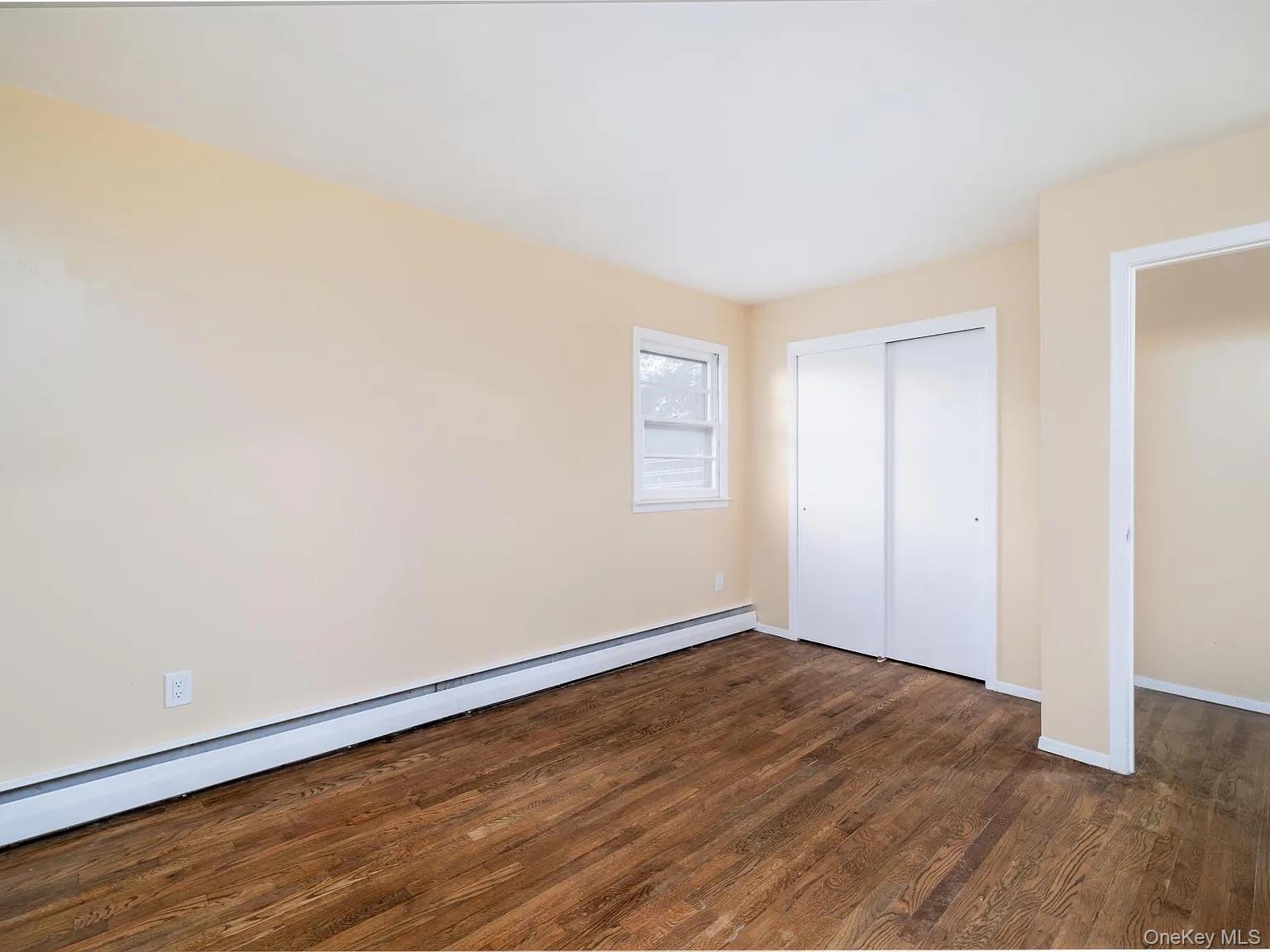 #7 photo, 220 Benson Avenue, नासाउ काउंटी Elmont , NY 11003