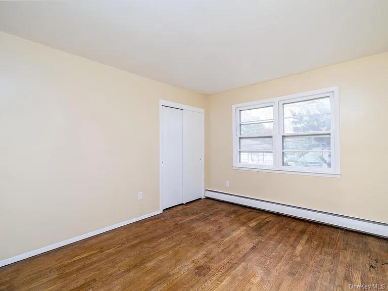 #8 photo, 220 Benson Avenue, नासाउ काउंटी Elmont , NY 11003