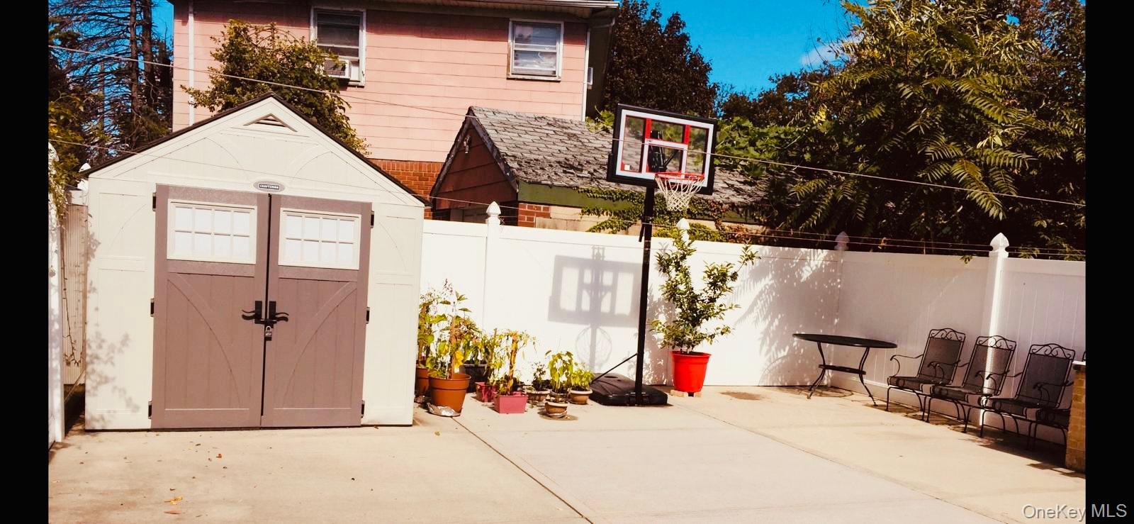 #11 photo, 13107 107th Avenue, Richmond Hill S. , NY 11419