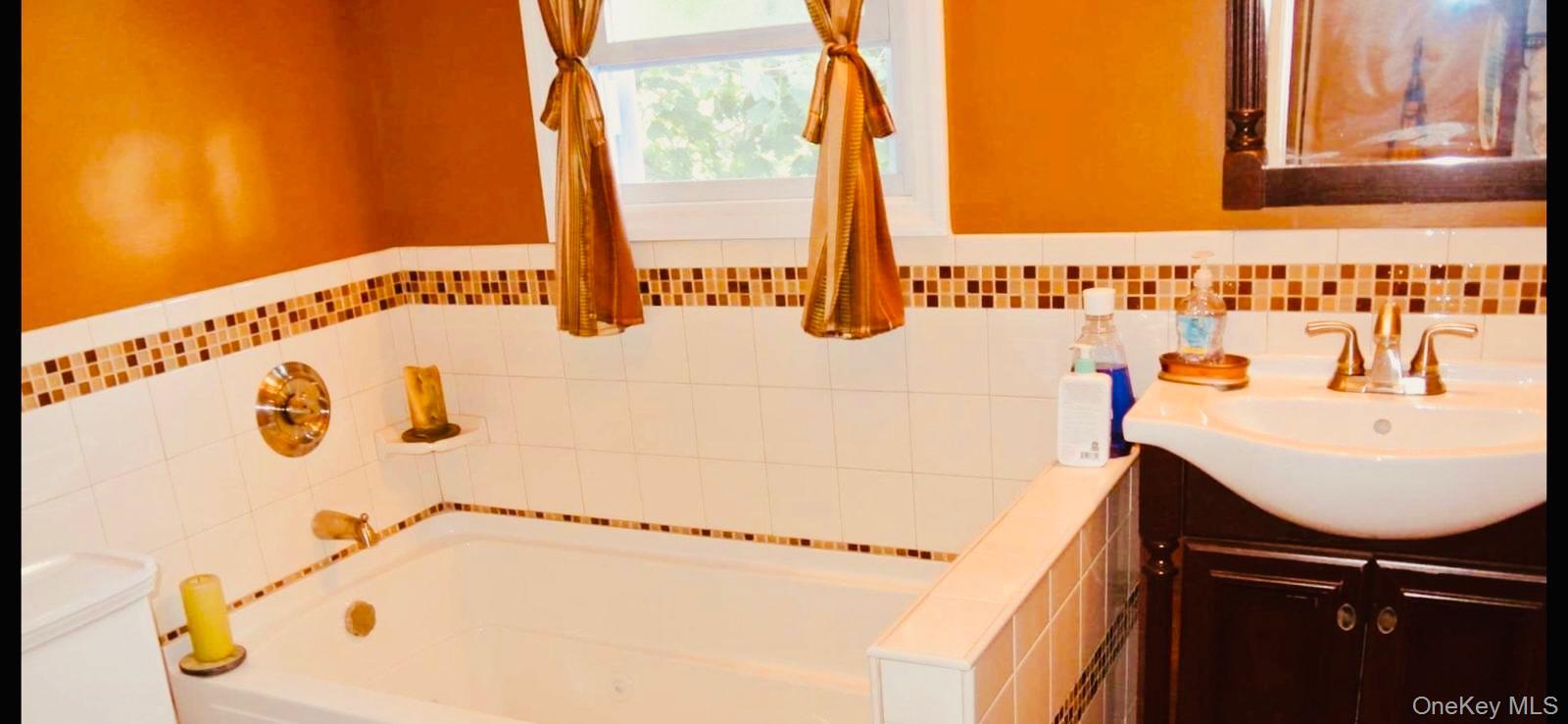 #17 photo, 13107 107th Avenue, Richmond Hill S. , NY 11419