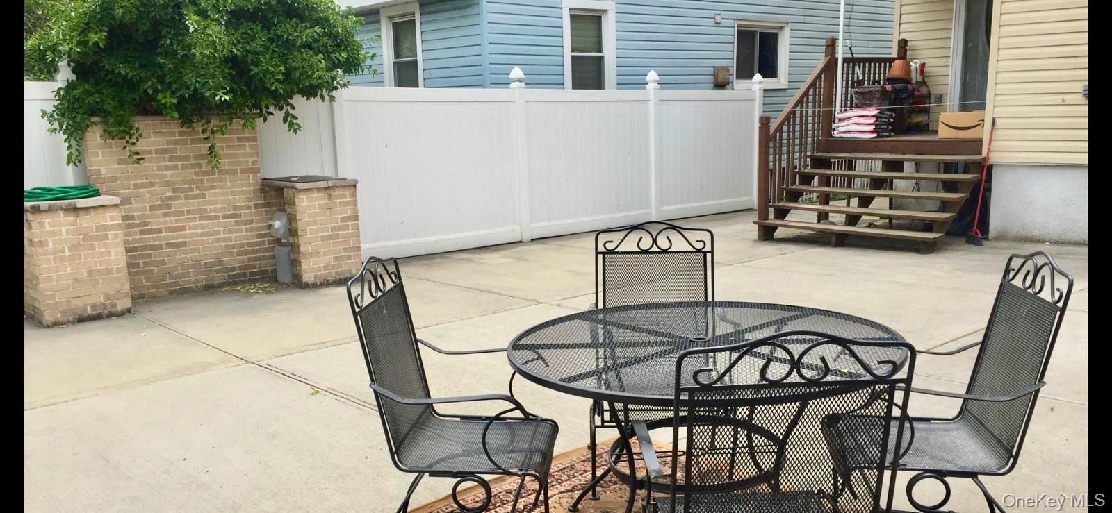 #4 photo, 13107 107th Avenue, Richmond Hill S. , NY 11419