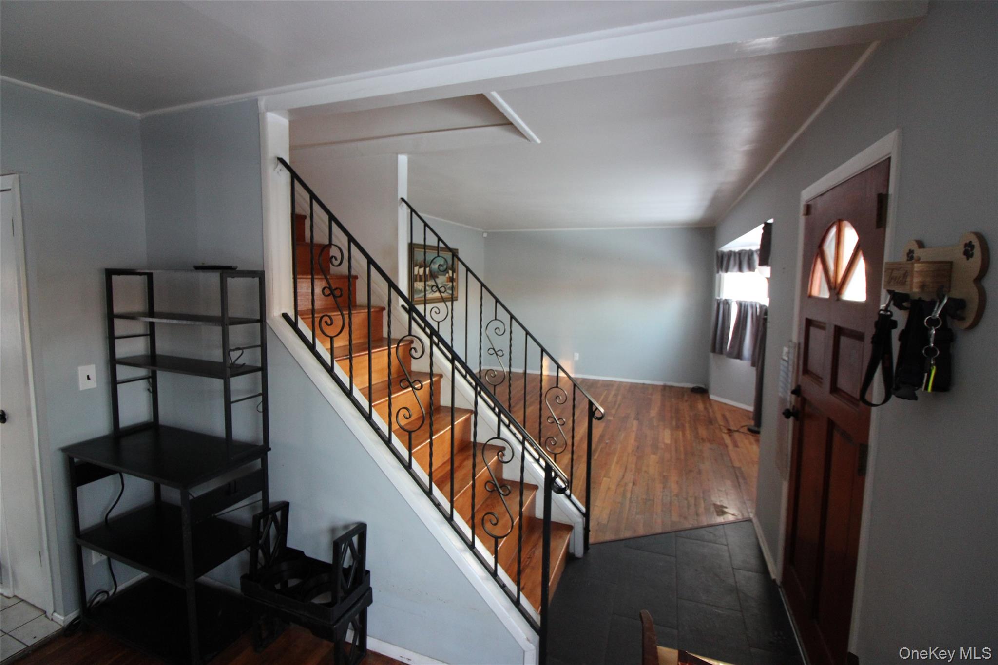 #13 photo, 76 Vincent Road, Hicksville , NY 11801