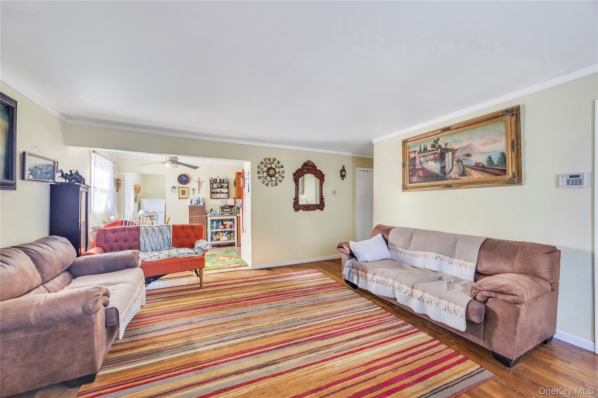 #6 photo, 44 Seley Drive, Саффолк ‖ North Babylon , NY 11703