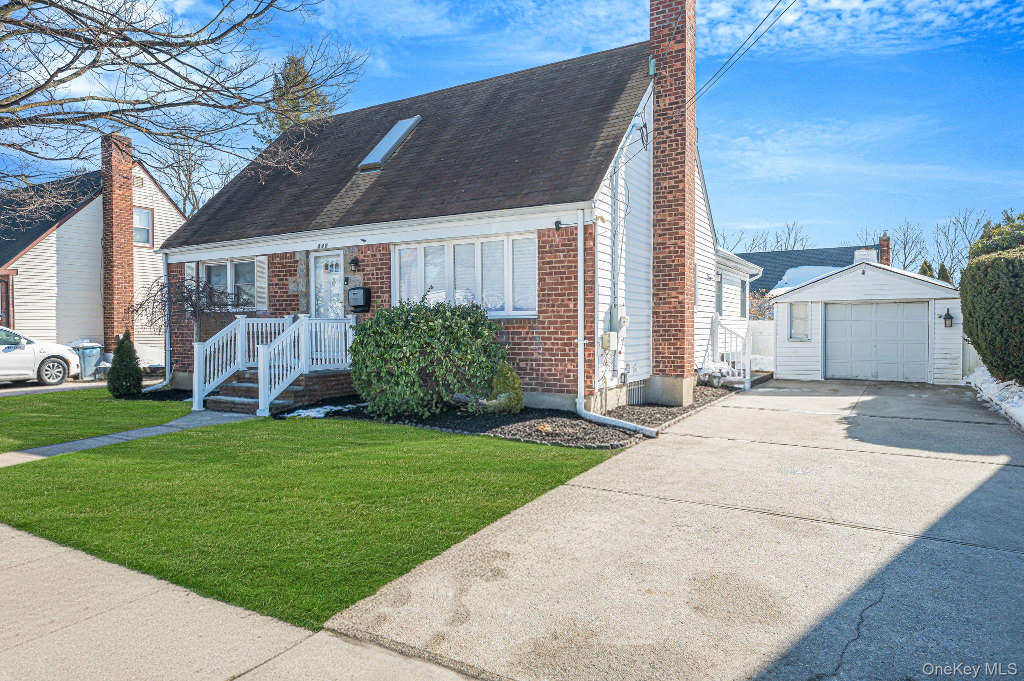 #2 photo, 840 Jerusalem Avenue, नासाउ काउंटी Merrick , NY 11566