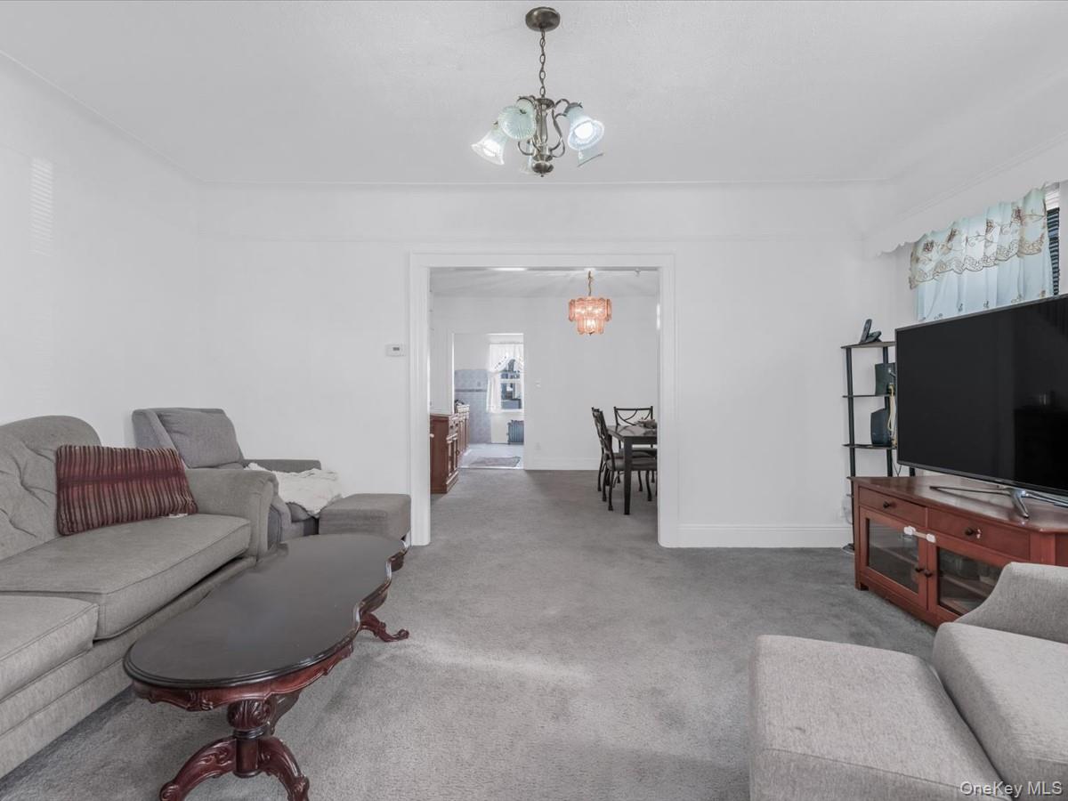 #7 photo, 88-19 215th Street, Queens Village , NY 11427