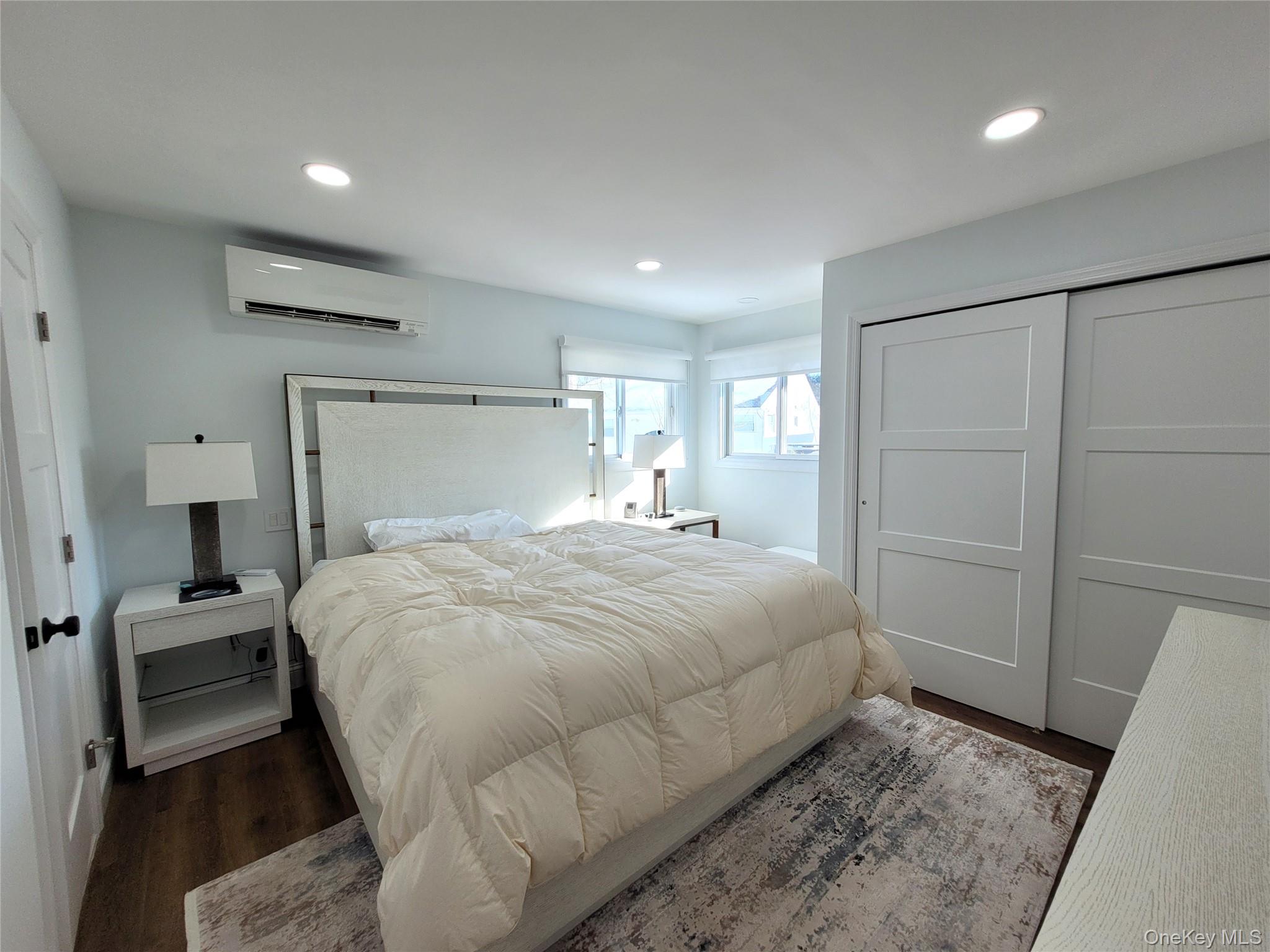 #12 photo, 702 Fishermans Road, Baldwin , NY 11510