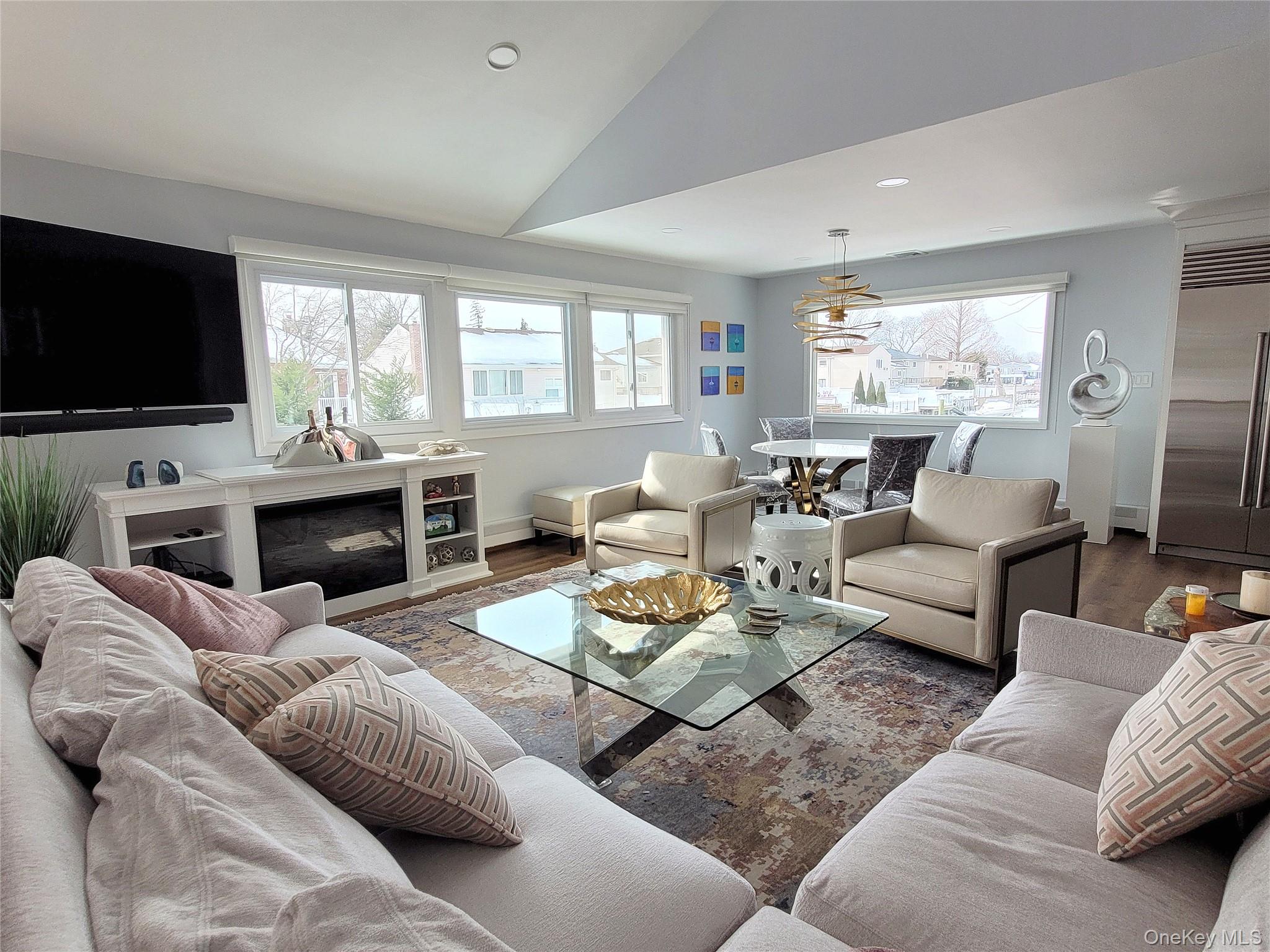 #3 photo, 702 Fishermans Road, Baldwin , NY 11510