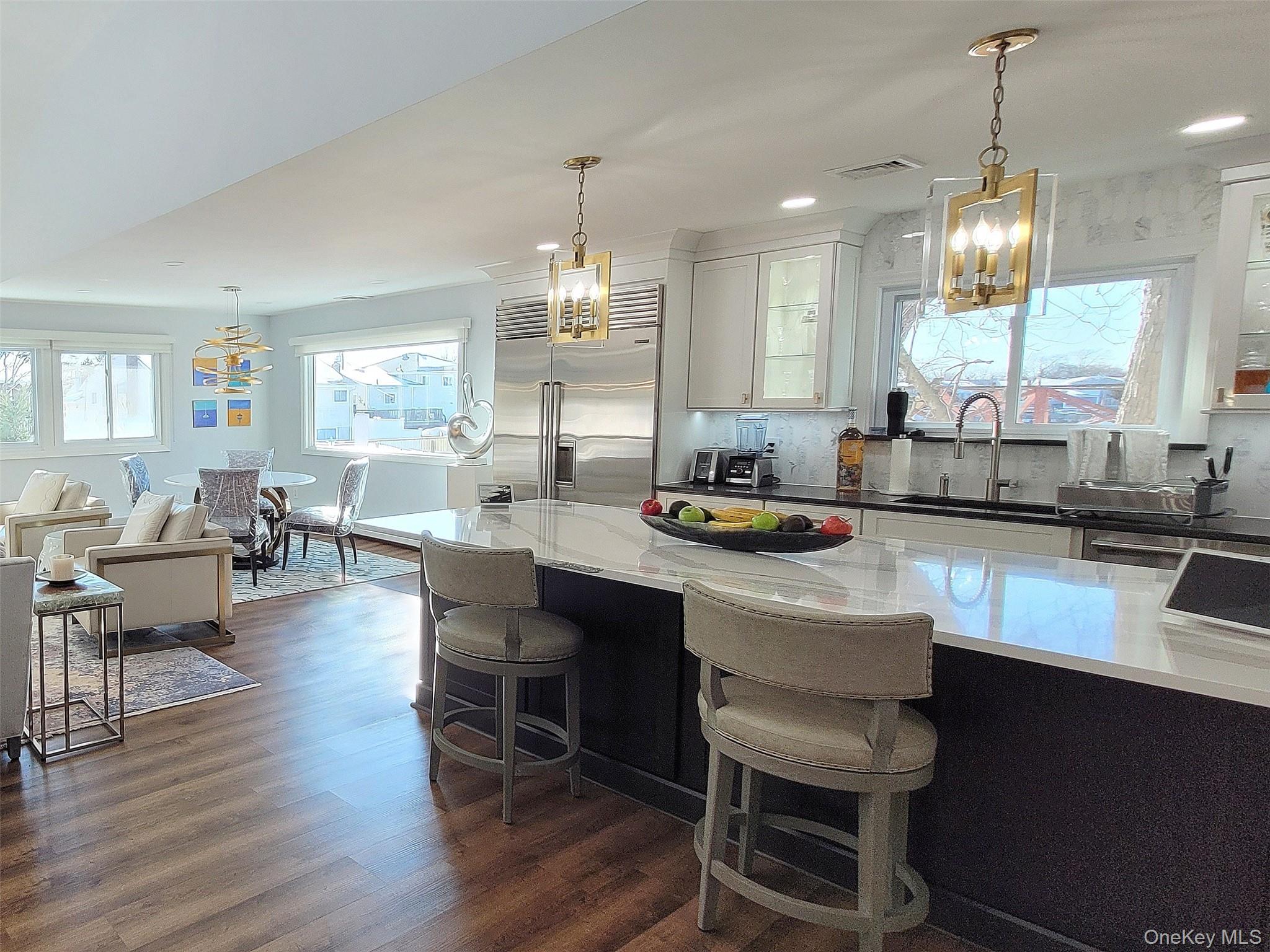 #4 photo, 702 Fishermans Road, Baldwin , NY 11510